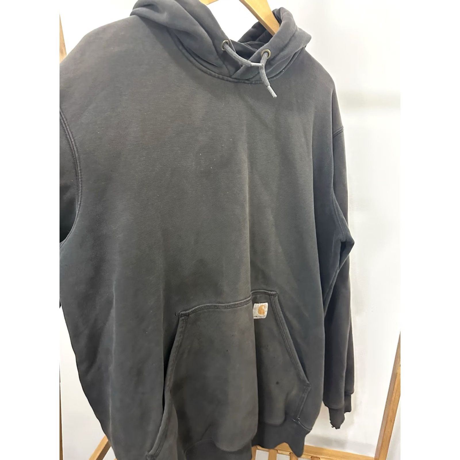 Carhartt VTG Carhartt Gradient Sun Faded Black Thick Worn Hoodie Sweatshirt LT Tall Mens Pullover Size L Tall Black Distressed Crewneck Hoodie Size US L / EU 52-54 / 3 - 4 Thumbnail