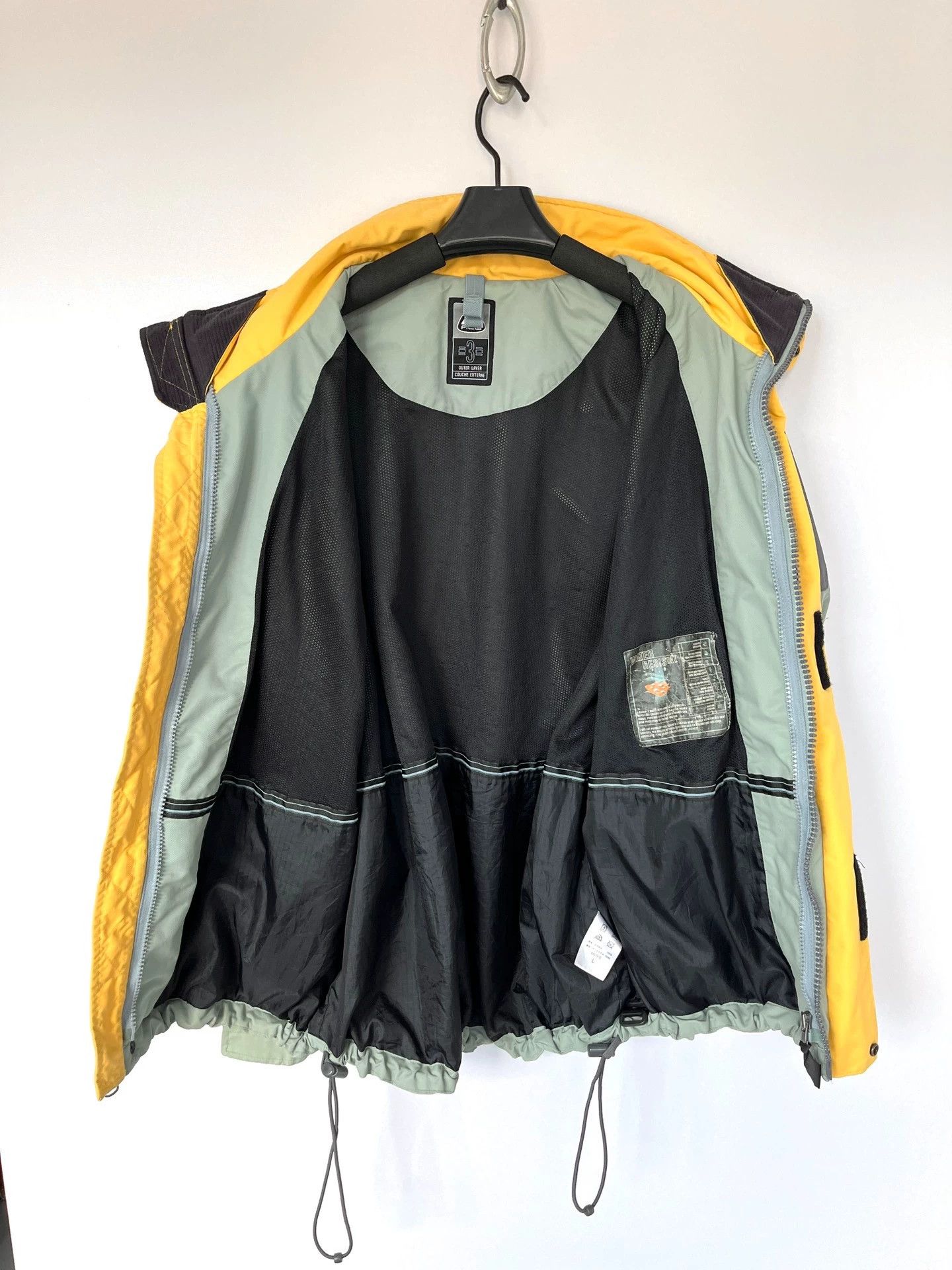 Nike Nike ACG Archive Jacket 00s Size L Size US L / EU 52-54 / 3 - 4 Thumbnail