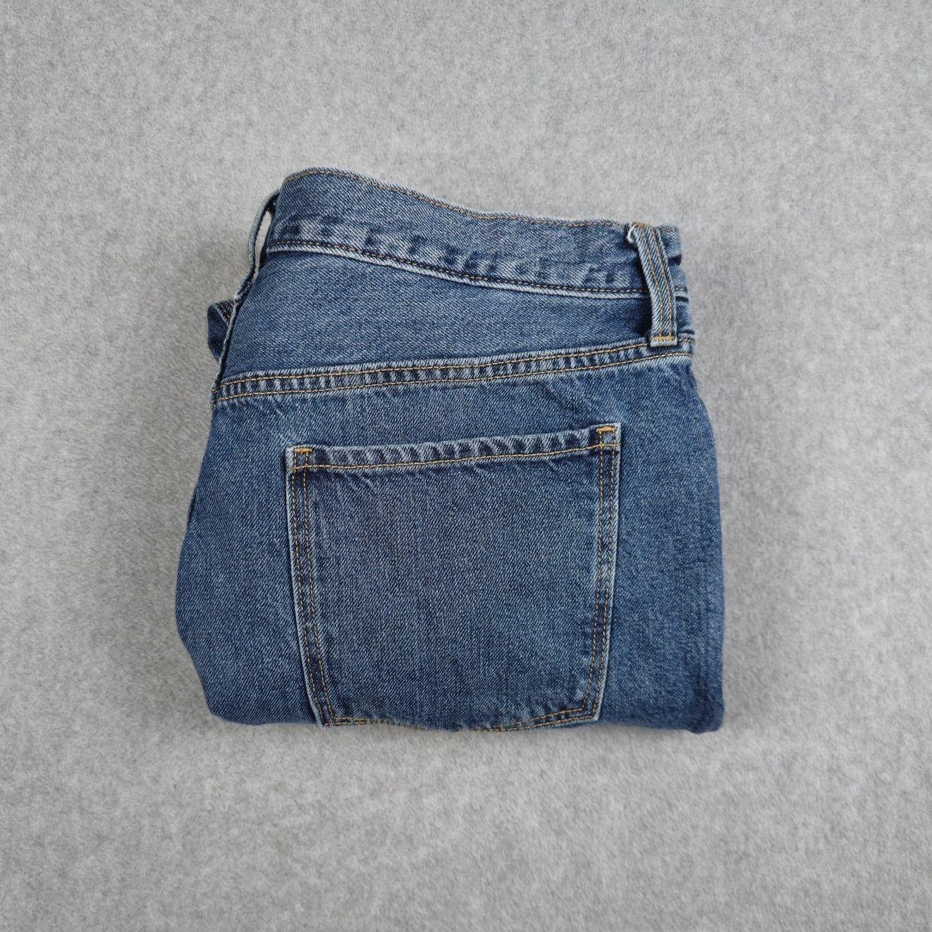 Old Navy Old Navy 14 High Rise Slouchy Straight Button Fly Jeans Size 36" / US 14 / IT 50 - 1 Thumbnail