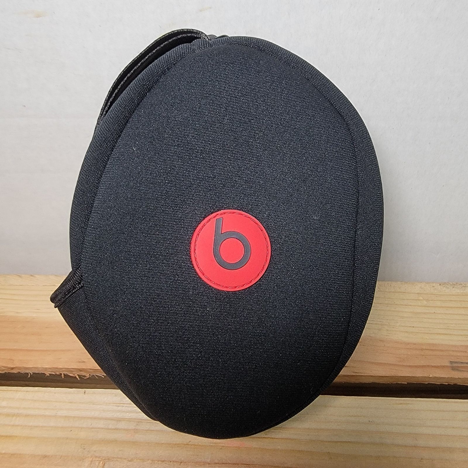 Beats By Dre Beats by Dre Black Headphones Soft Zipper Case Size ONE SIZE - 1 Thumbnail