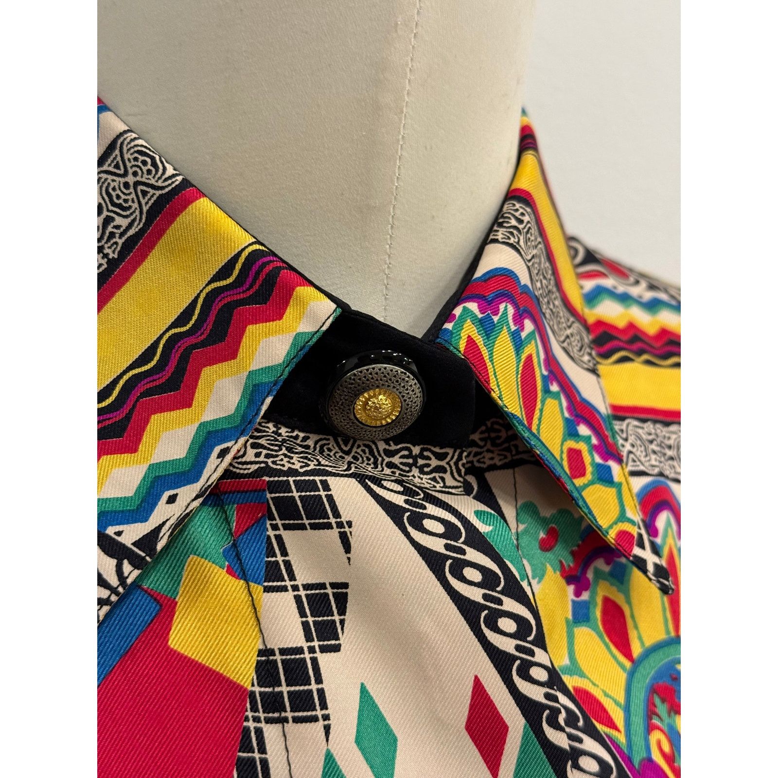 Versace 1991 Gianni Versace mixed print silk shirt Size M / US 6-8 / IT 42-44 - 7 Thumbnail