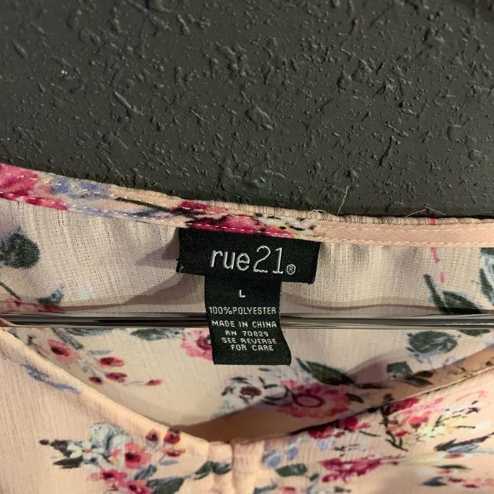 rue21 Rue 21 Blouse Size L / US 10 / IT 46 - 2 Thumbnail