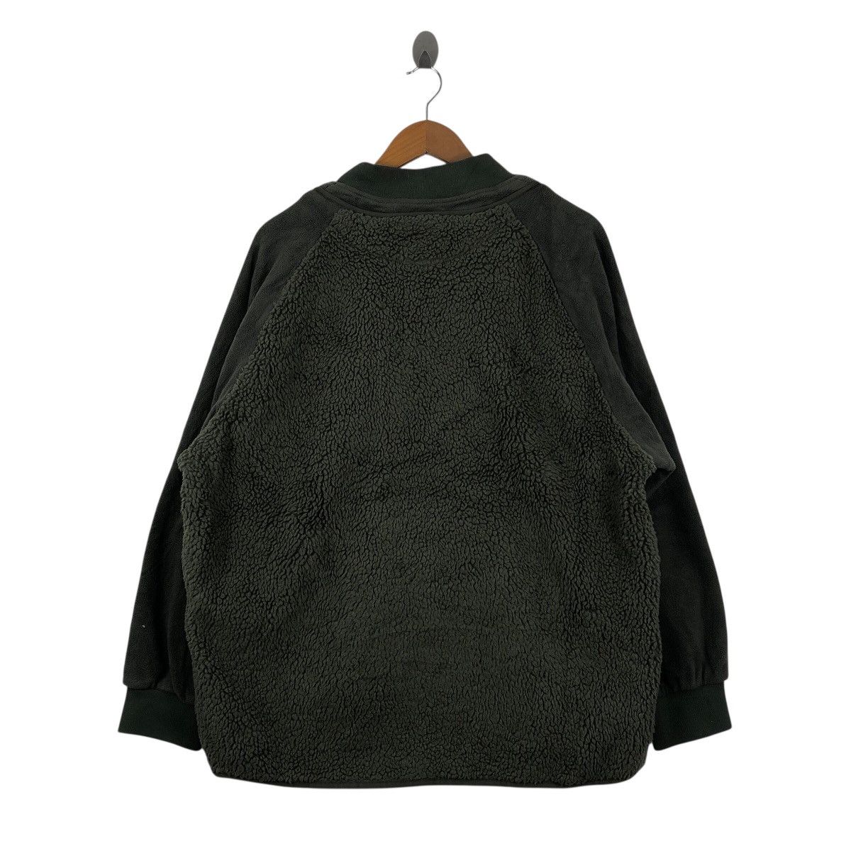 Uniqlo Designer Japan UT X WHITE MOUNTAINEERING Proffers Perfect Size US XL / EU 56 / 4 - 5 Thumbnail