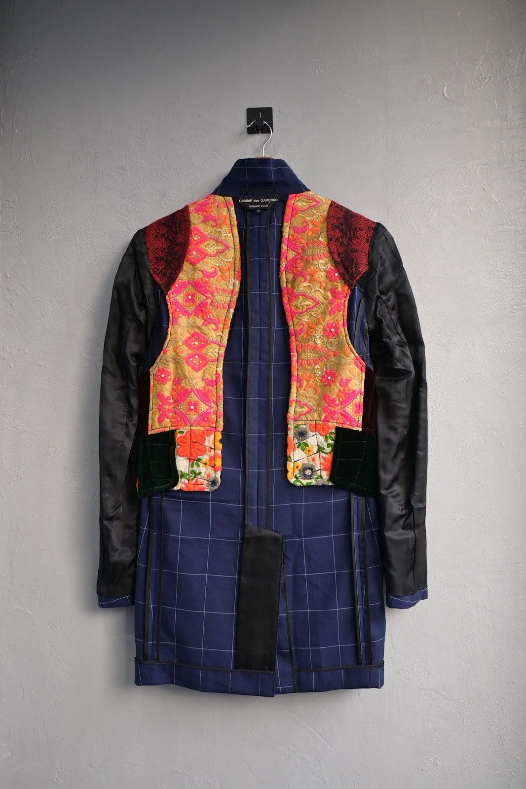 Comme des Garcons Homme Plus Comme Des Garcons Homme Plus SS18 reversible patchworks coat Size US S / EU 44-46 / 1 - 10 Thumbnail