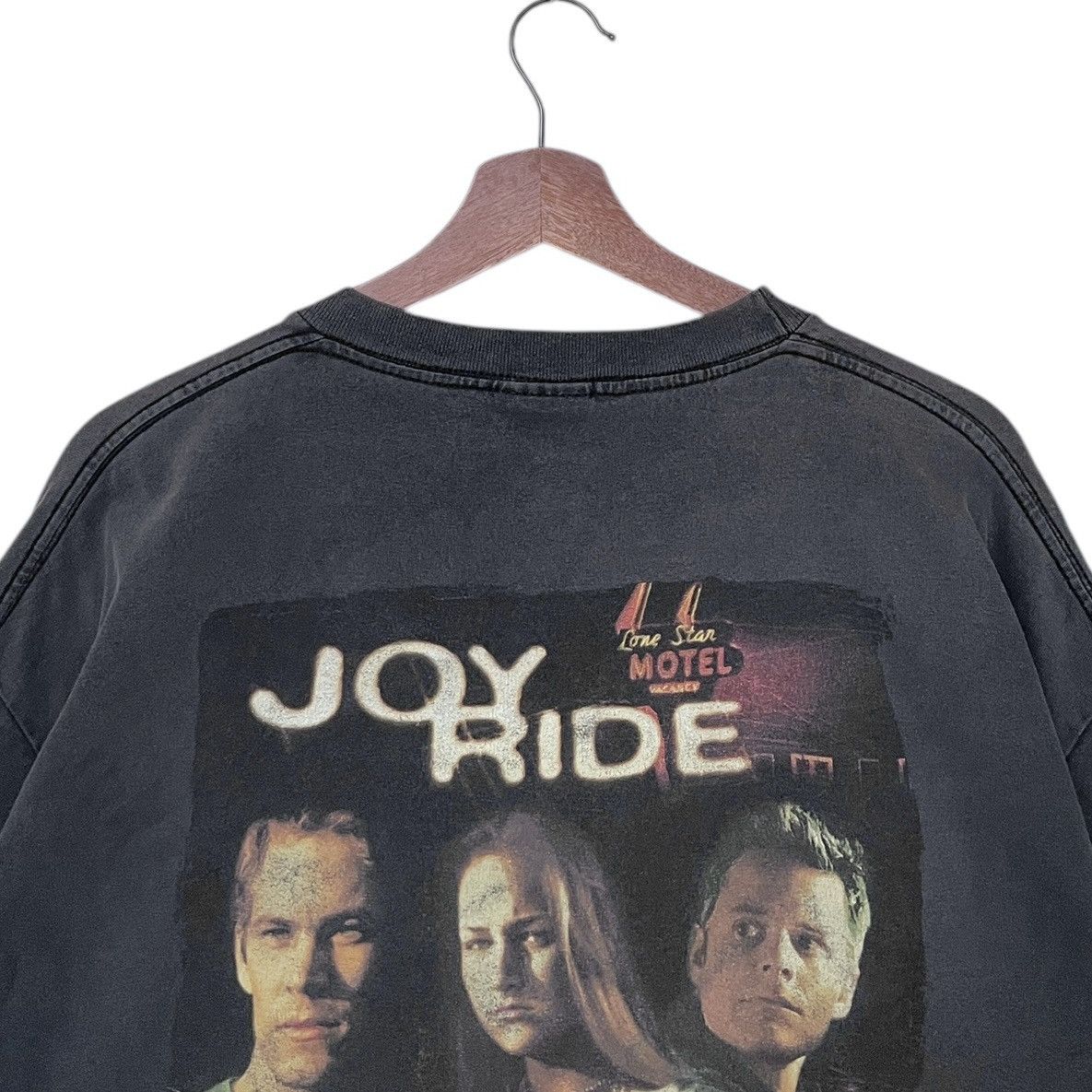 Vintage Vintage Action Movie Joy Ride Paul Walker T-shirt 2001s Size US XL / EU 56 / 4 - 7 Thumbnail