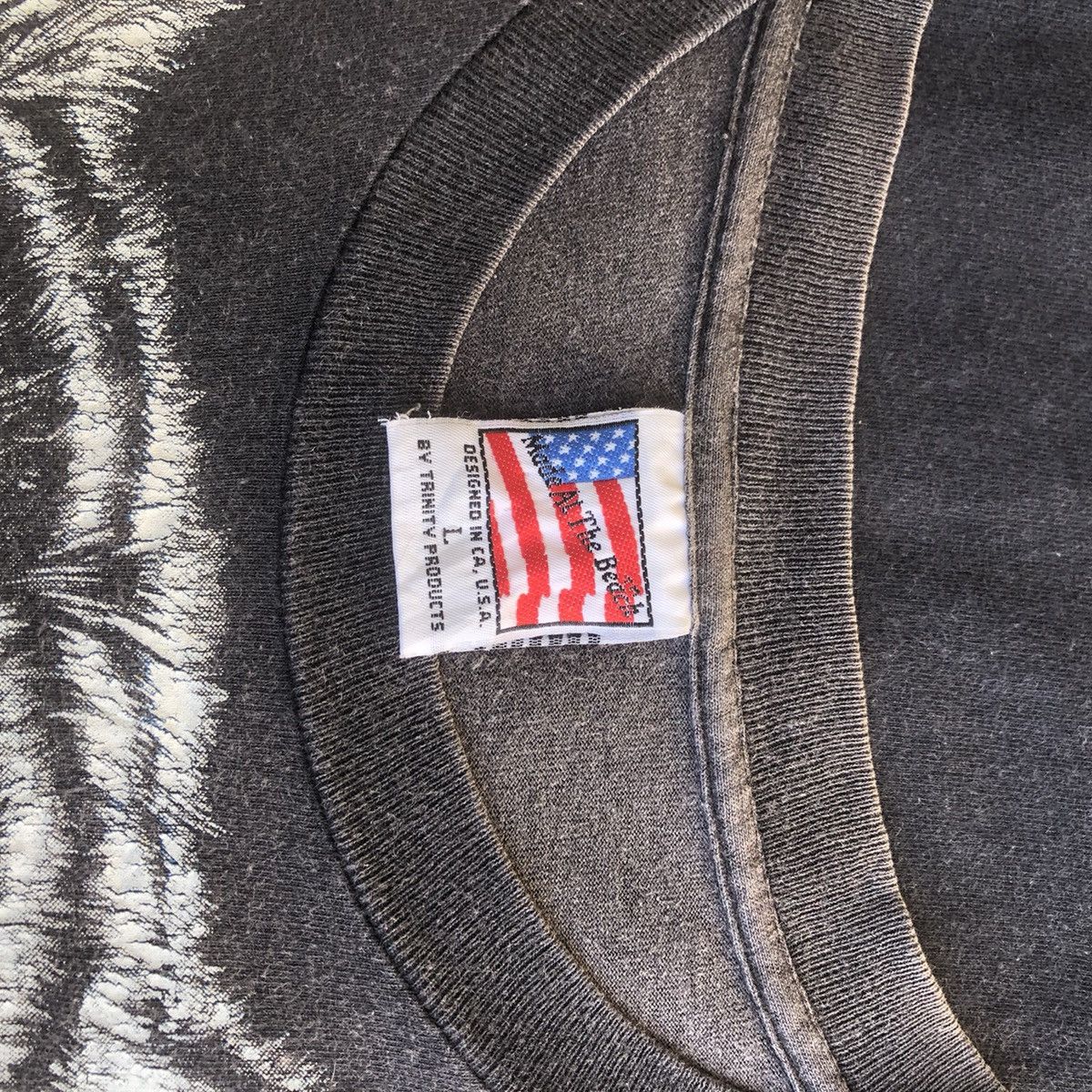 Trinity The Label × Vintage 1994 Big White Tiger Single Stich Shirt Size US L / EU 52-54 / 3 - 5 Thumbnail