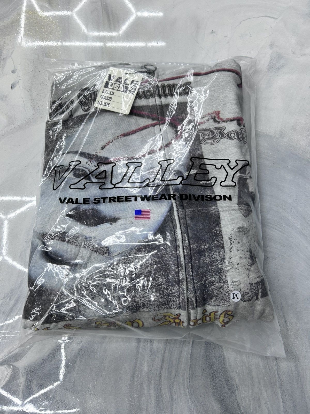 Vale Vale Valley Fest Zip Up Hoodie Grey Black Red Size M Size US M / EU 48-50 / 2 - 10 Thumbnail
