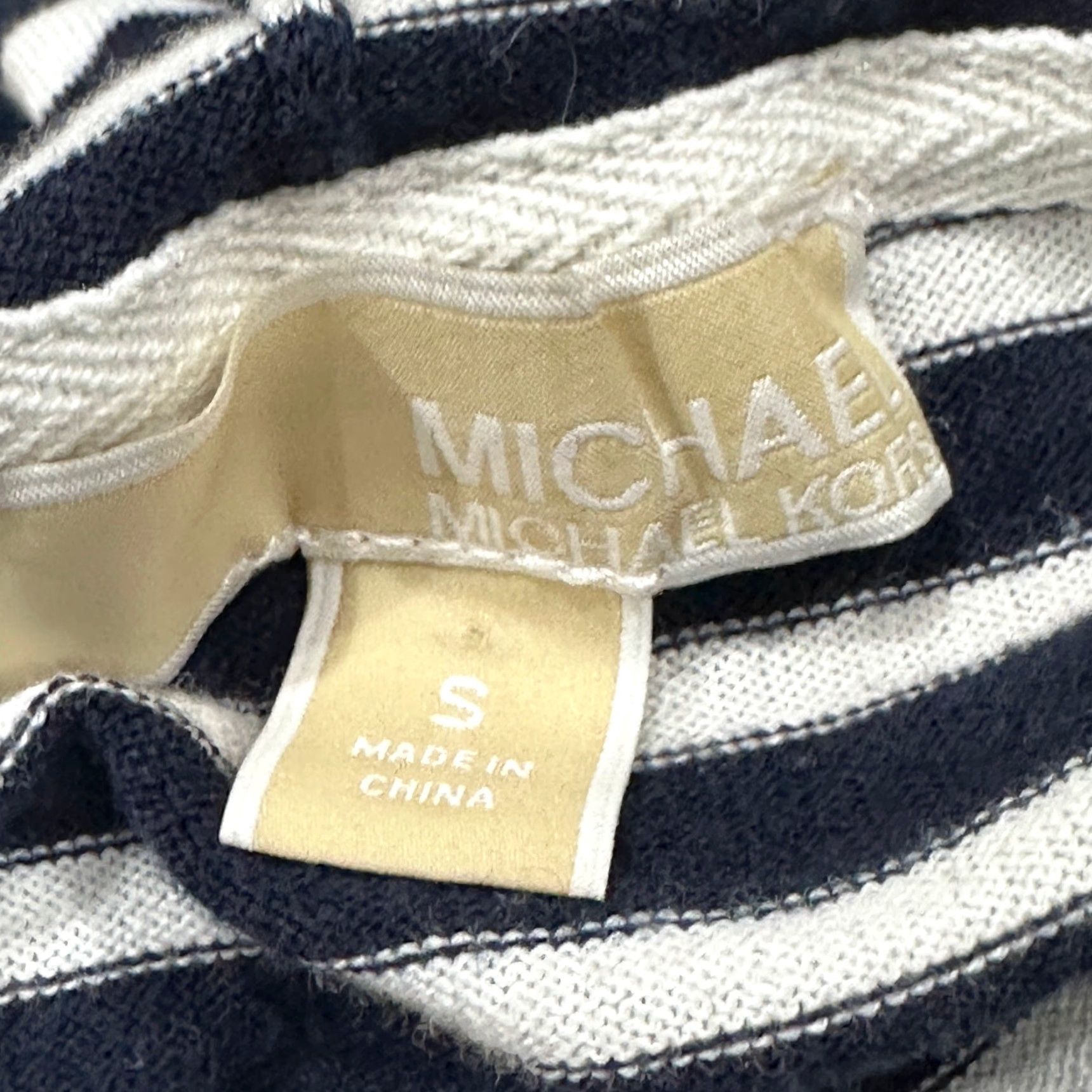 Michael Kors VINTAGE Michael Kors Hoodie Jacket Women S Blue White Pink Striped Hooded Full Zip Pockets Mid-Length Casual 2020s Womens Size S / US 4 / IT 40 - 7 Thumbnail