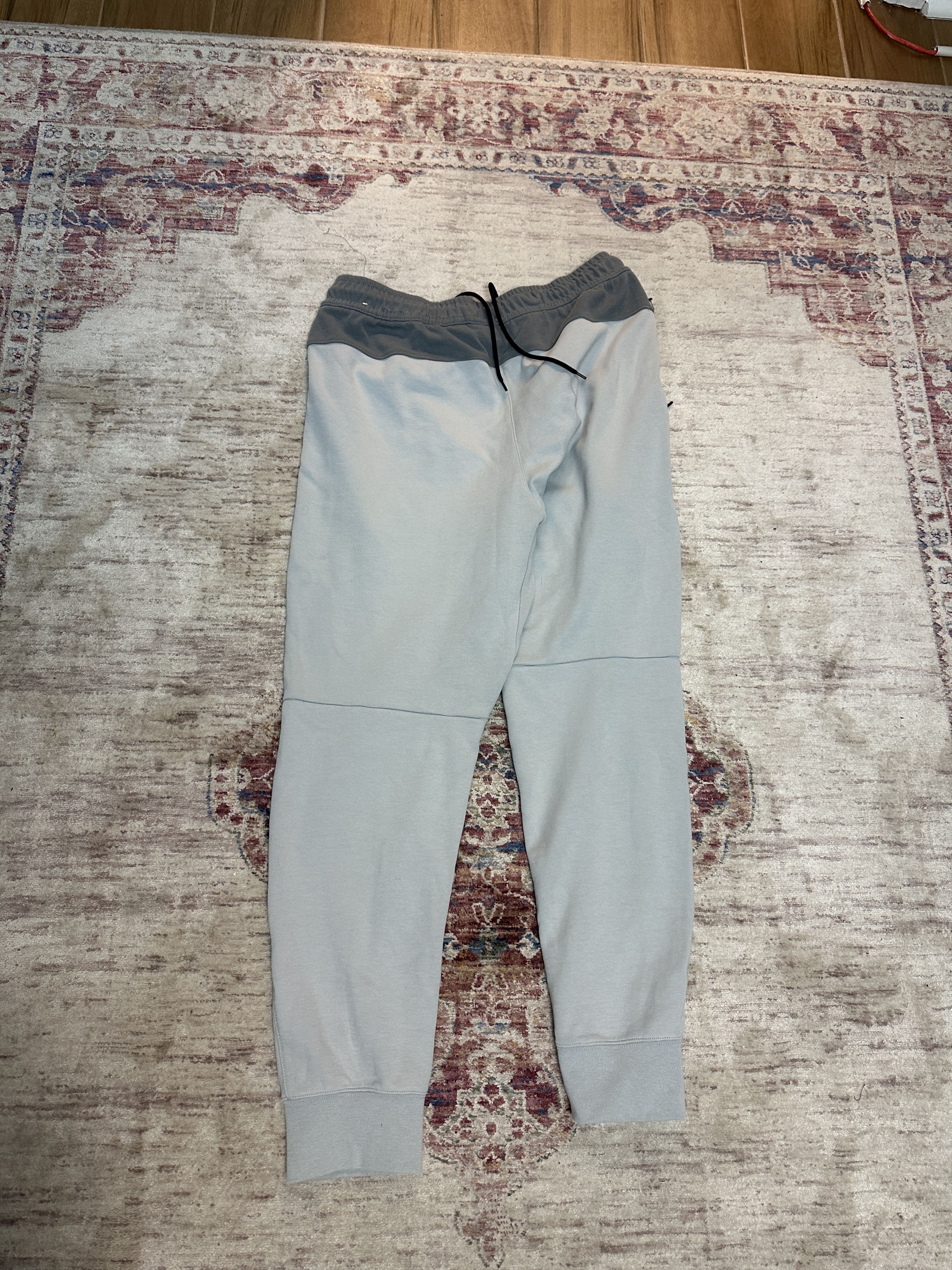 Nike Nike Men's Tech Fleece Light Gray Joggers Size Large Size US 36 / EU 52 - 6 Thumbnail