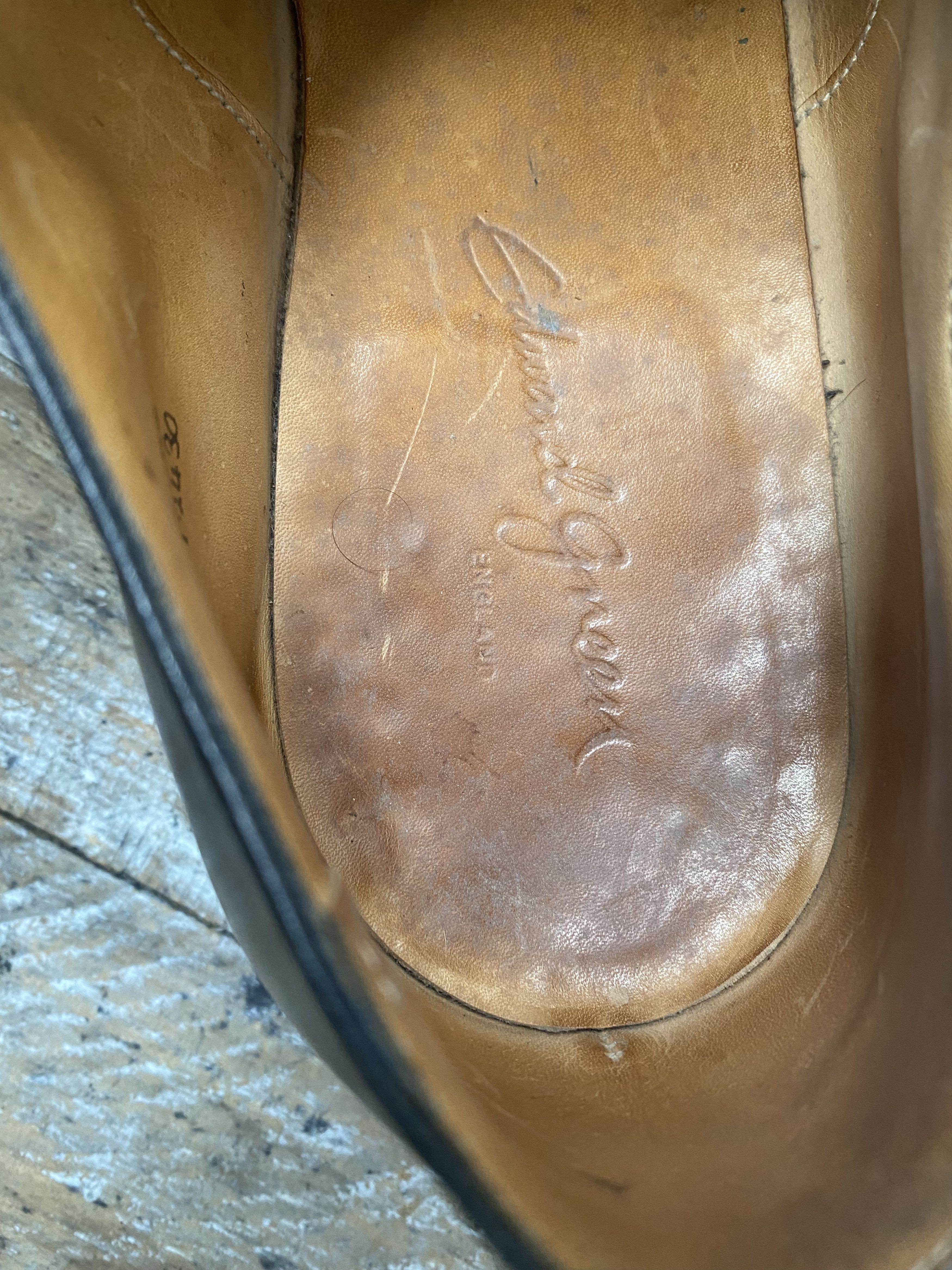 Edward Green Edward green cap-toe brouges leather shoes Size US 10 / EU 43 - 12 Thumbnail