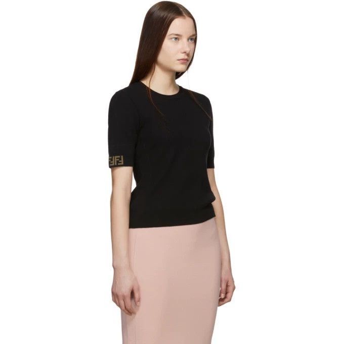 Fendi Fendi size 38 Black knitted short sleeves Size US XXS / EU 40 - 6 Thumbnail