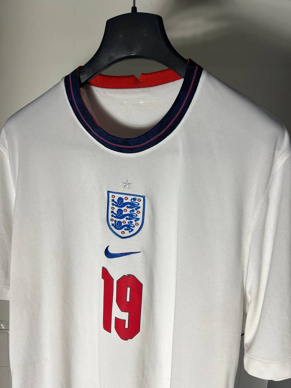 Nike VINTAGE NIKE ENGLAND SOCCER JERSEY RETRO MANCHESTER Y2K 90s Size US XL / EU 56 / 4 - 5 Thumbnail
