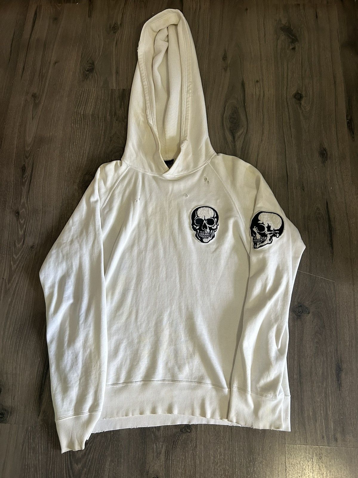 Ss04 number (n)ine white double skull