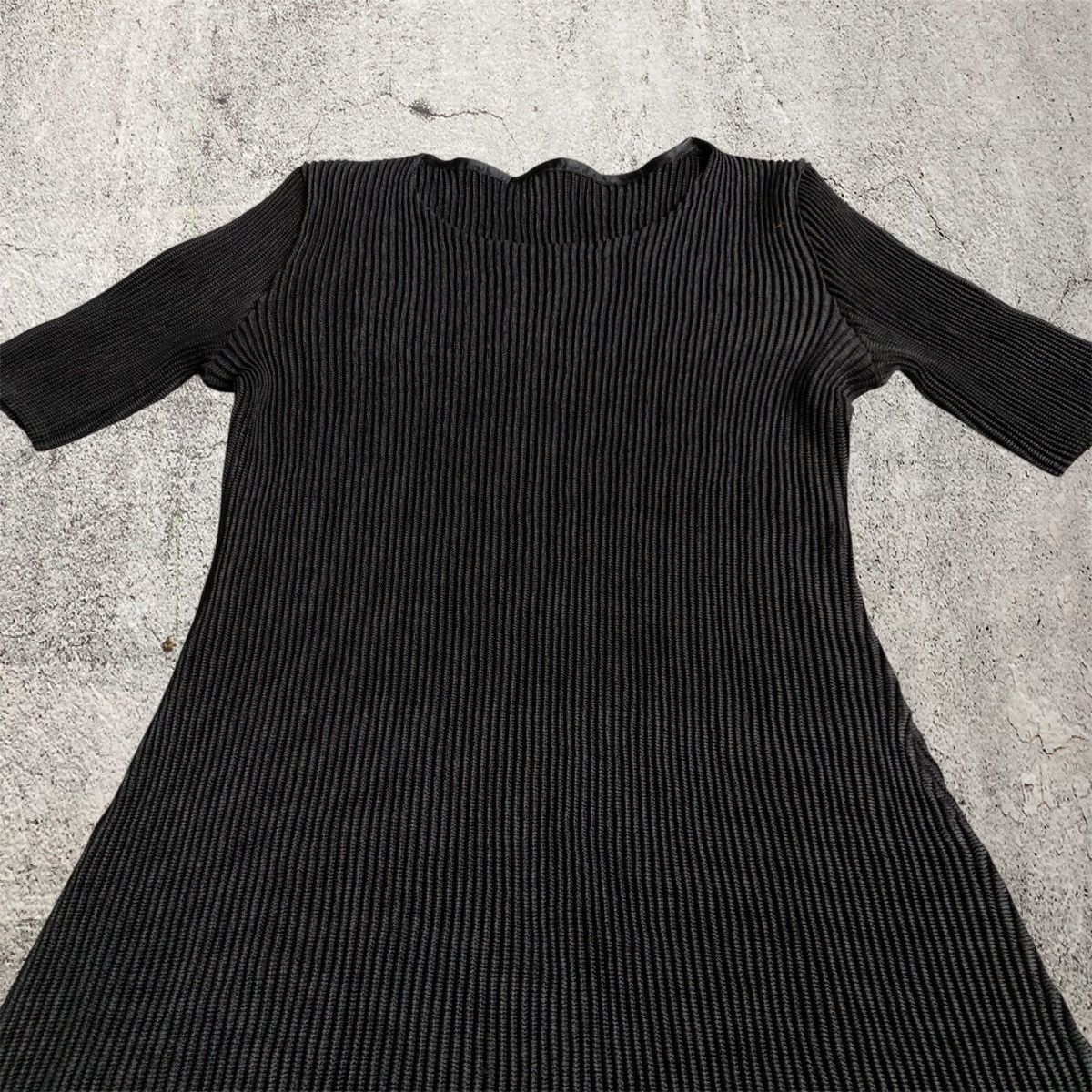 Japanese Brand 2000s Issey Miyake Specchio Pleats Architectural Midi Dress Size M / US 6-8 / IT 42-44 - 4 Thumbnail