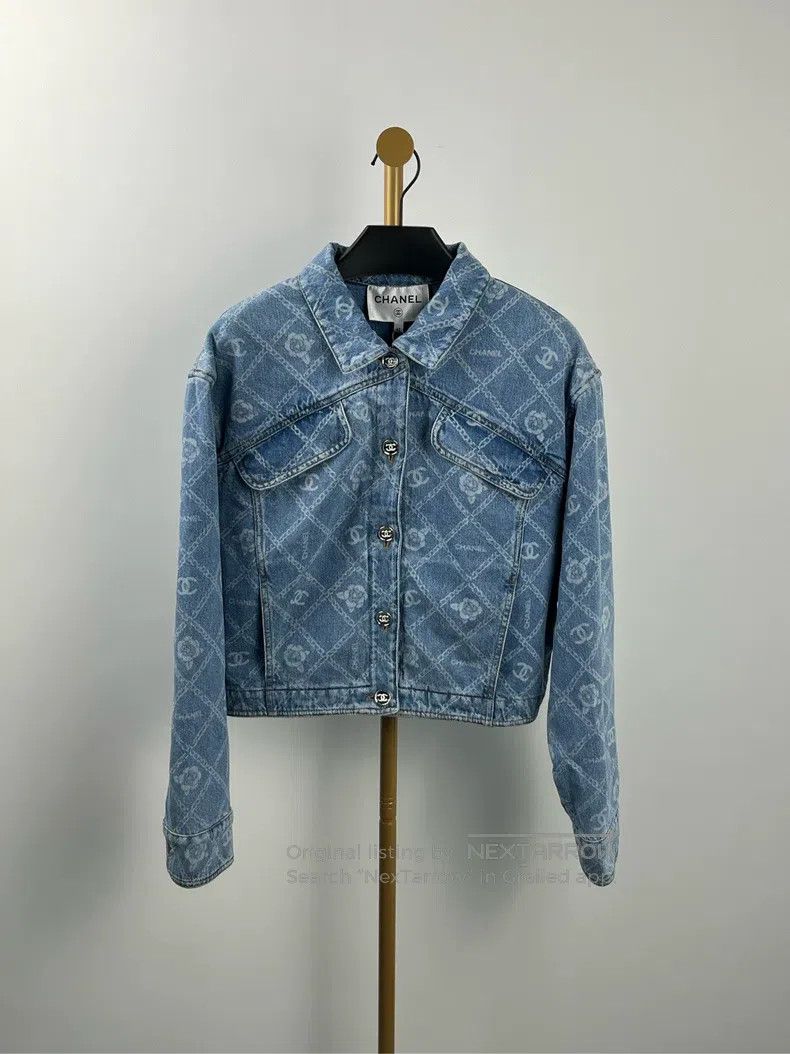 Chanel Chanel Blue full-print logo denim jacket Size M / US 6-8 / IT 42-44 - 1 Thumbnail