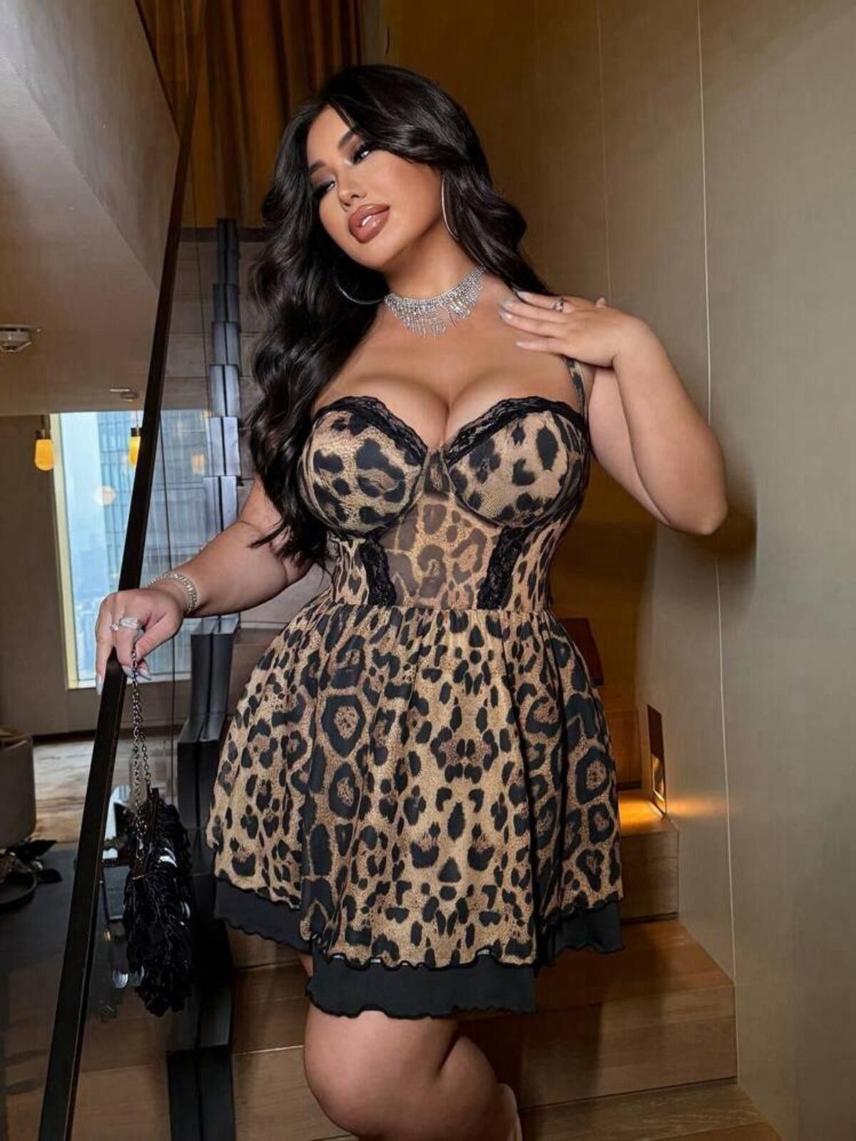 The Unbranded Brand women Leopard Lace Patchwork A-Line Hem Mini Dress Size 1XL Size XL / US 12-14 / IT 48-50 - 4 Thumbnail