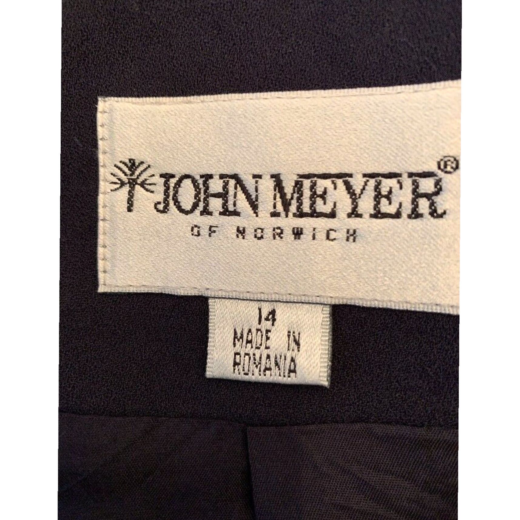 Vintage VINTAGE 14 John Meyer Blazer Women’s Navy Blue Goldtone Jacket Blazer 14 Womens Navy Blue Blazer Gifternate? Size XL / US 12-14 / IT 48-50 - 6 Thumbnail