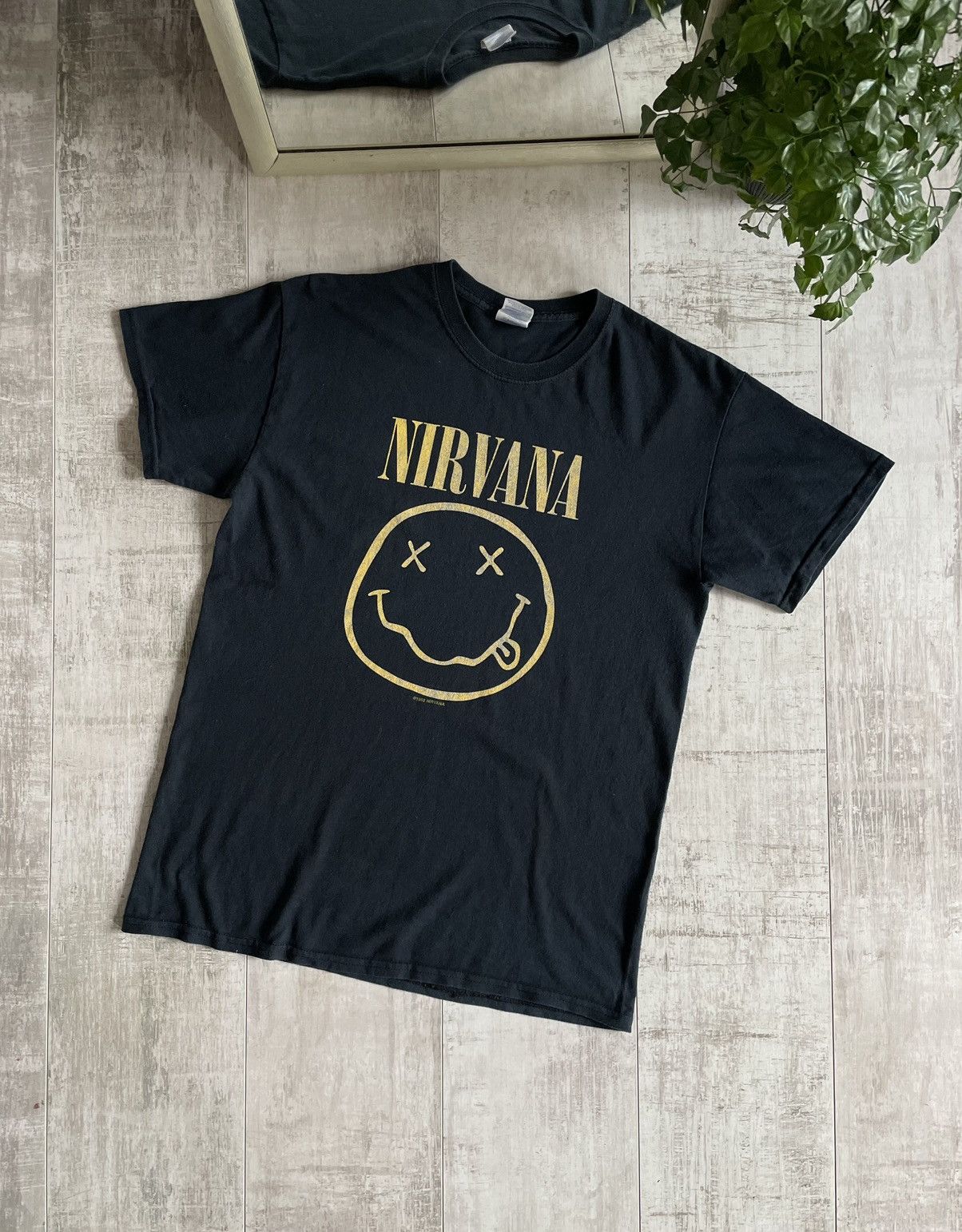 Band Tees × Nirvana × Vintage Vintage Nirvana 1992 Smile Logo T-Shirt Reprint Curt Cobain Size US M / EU 48-50 / 2 - 1 Thumbnail