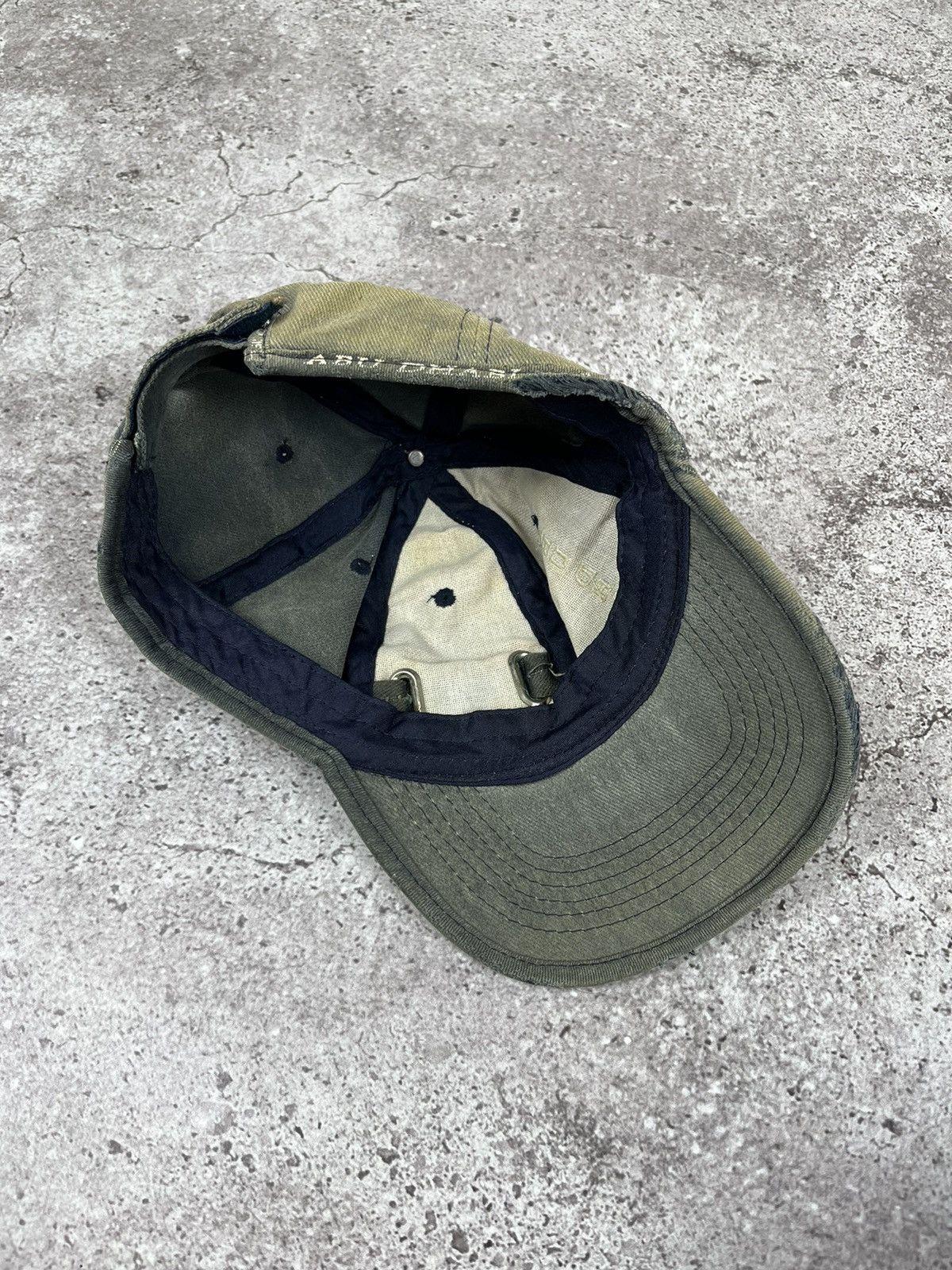 20471120 × Vintage Avante Garde Distressed “Abu Dabi” Vintage Crazy Cap Hat Size ONE SIZE - 5 Thumbnail