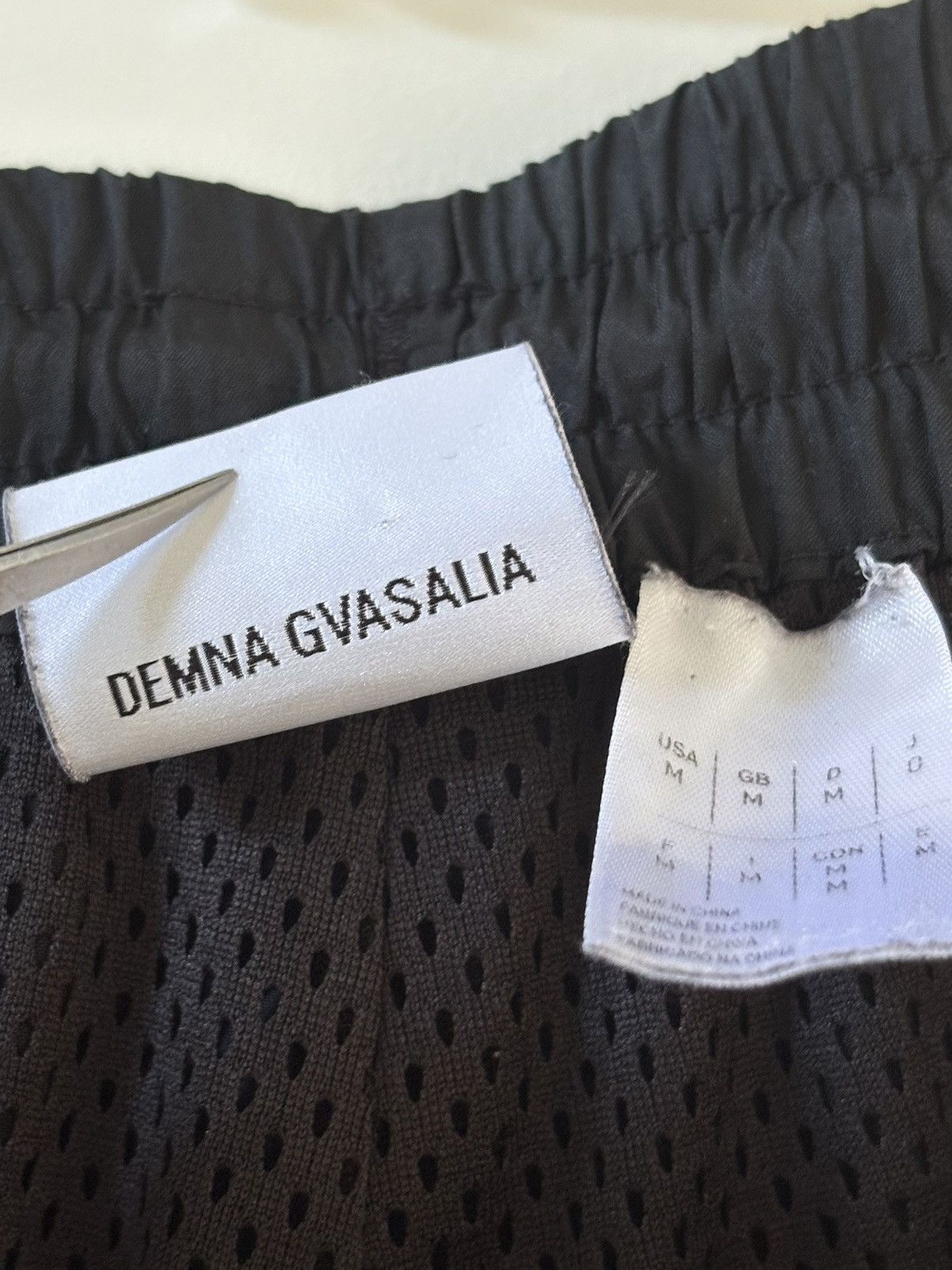 Vetements S/S 2017 Vetements x Reebok by Demna Gvasalia Sweatpants Size US 28 / EU 44 - 7 Thumbnail