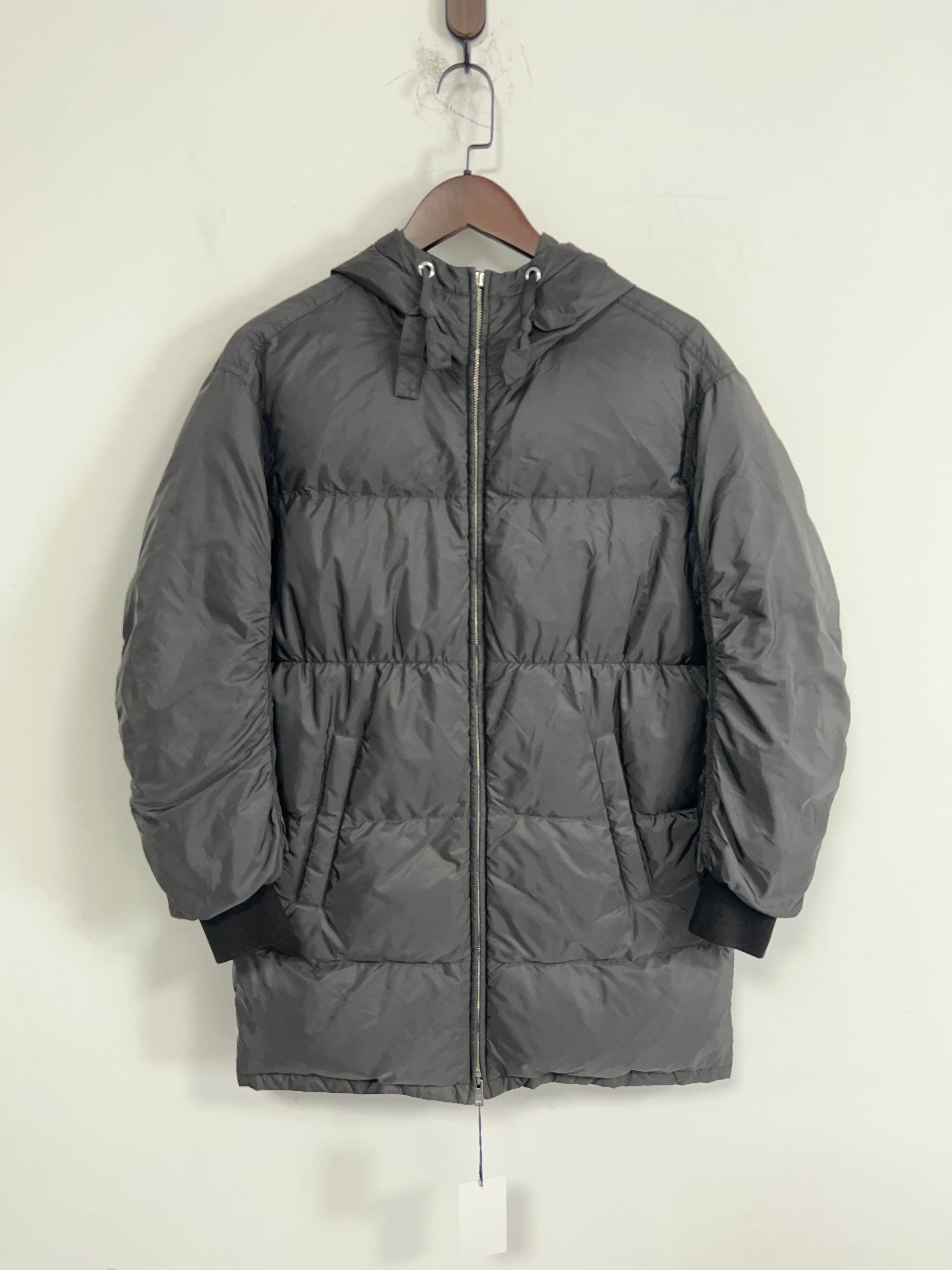 Prada Prada Hooded Down Jacket Size 38 Size XS / US 0-2 / IT 36-38 - 1 Thumbnail