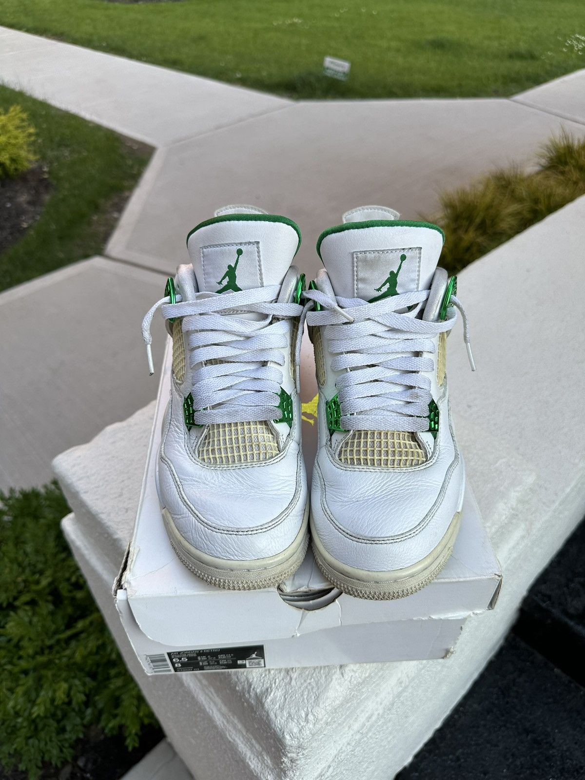 Nike metallic green jordan 4 Size US 6.5 / EU 39-40 - 2 Thumbnail