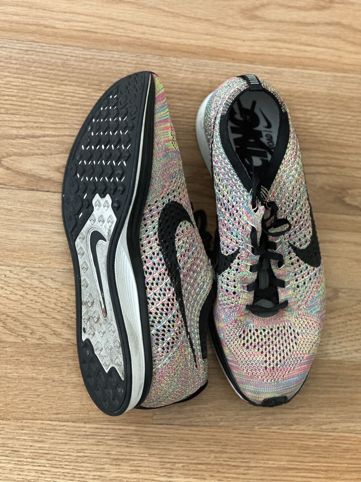 Nike Nike Flyknit Racer Size US 10 / EU 43 - 2 Thumbnail
