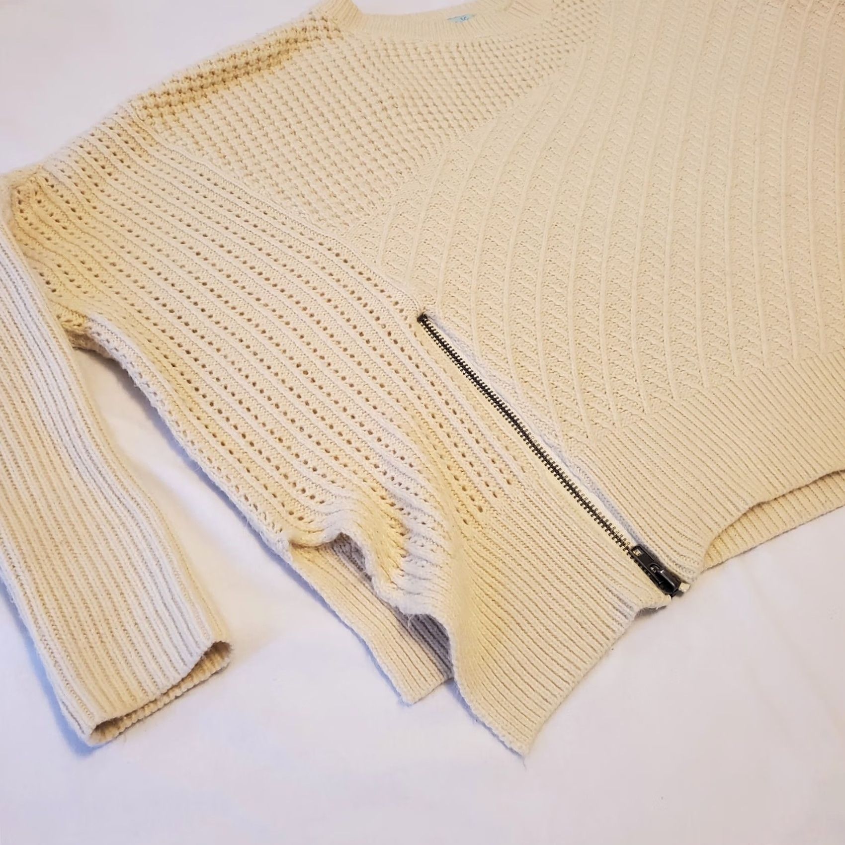 Anthropologie Anthropologie She+Sky Sweater Cream One Size 3/4 Length Sleeve Heavy Knit Boxy Size ONE SIZE - 3 Thumbnail