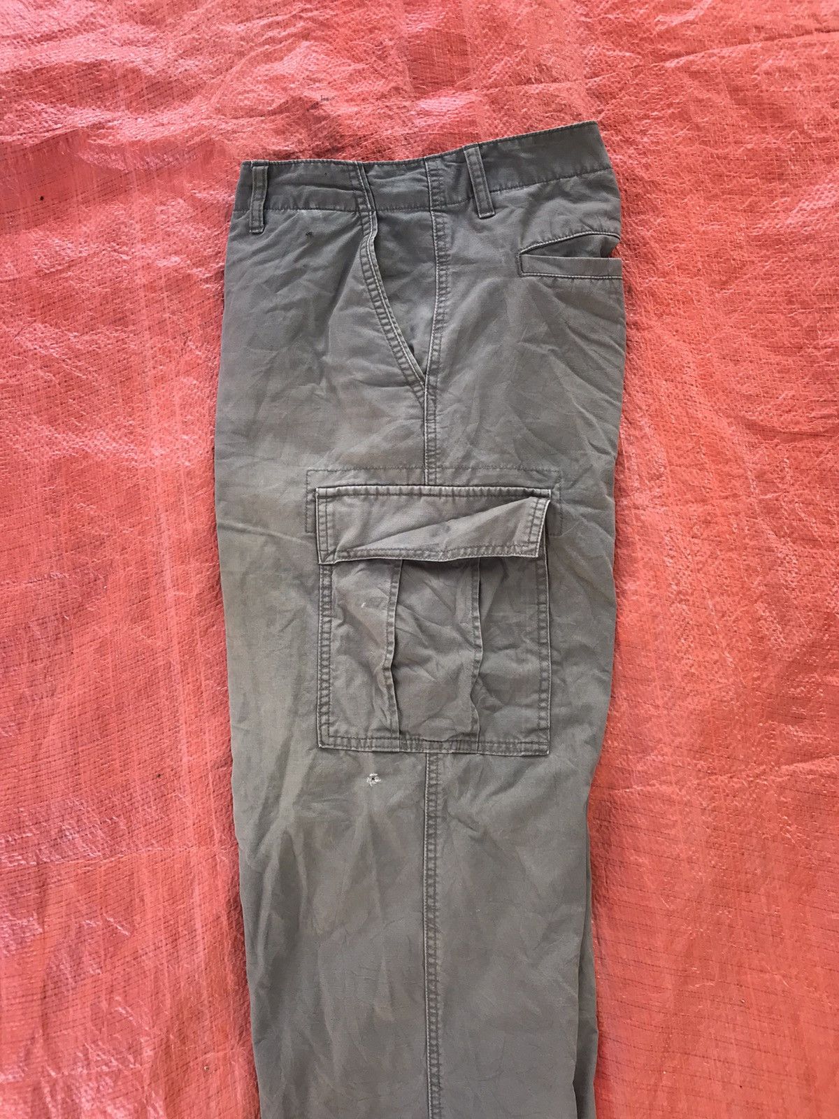 Uniqlo Uniqlo Military Cargo Pants Size US 35 - 6 Thumbnail