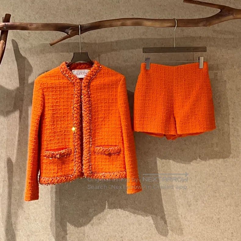 Valentino Valentino Orange tweed sequin Chanel-style shorts jacket Size S / US 4 / IT 40 - 1 Thumbnail