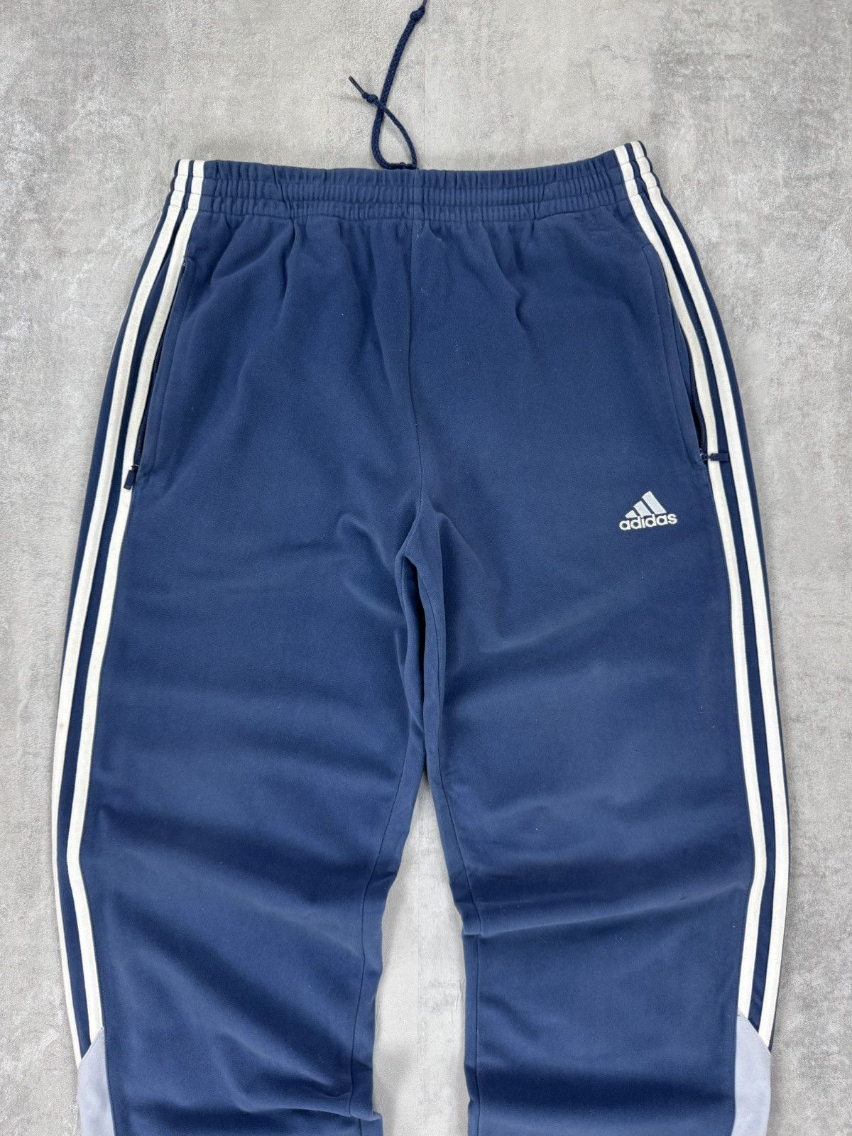Vintage Adidas Velour Track Pants Vintage Three Stripes 2004 Size US 32 / EU 48 - 3 Thumbnail