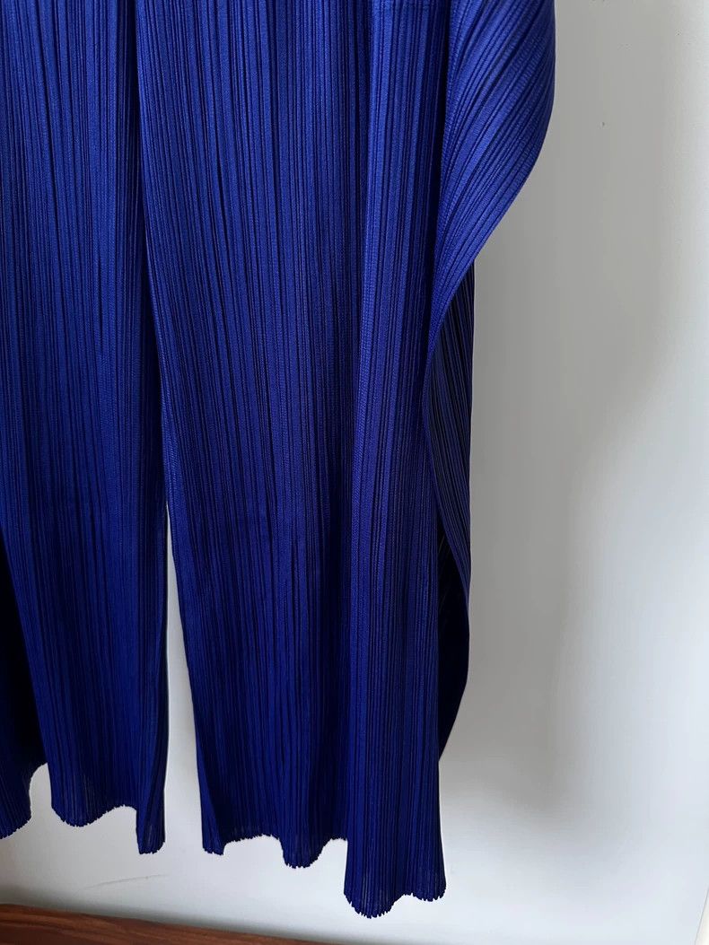 Issey Miyake Issey Miyake size:2 Navy blue pleated kelp pants Size 31" - 5 Thumbnail