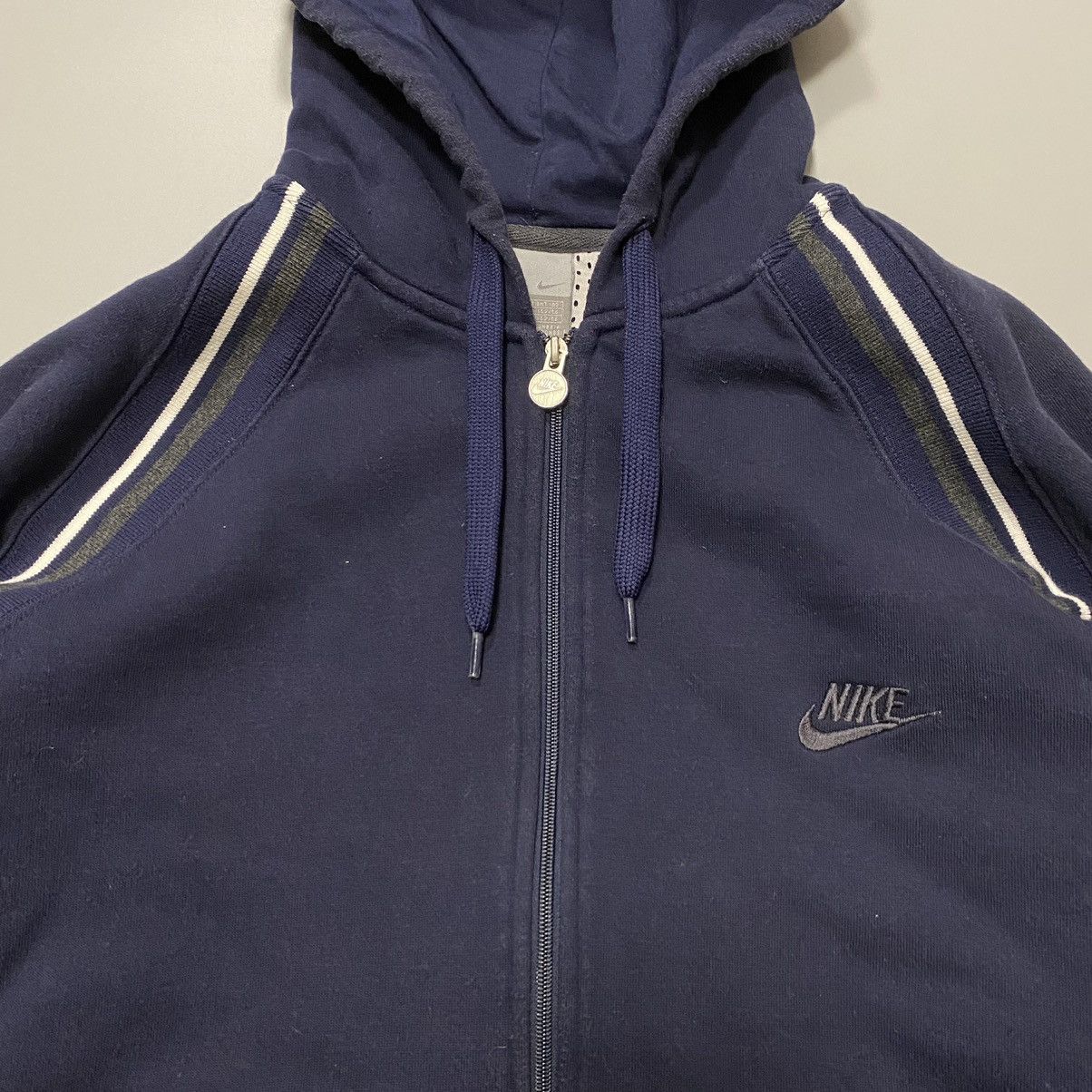 Nike Nike Vintage Full Zip Hoodie Dark Blue Y2K Style Mens Size L Size US L / EU 52-54 / 3 - 5 Thumbnail