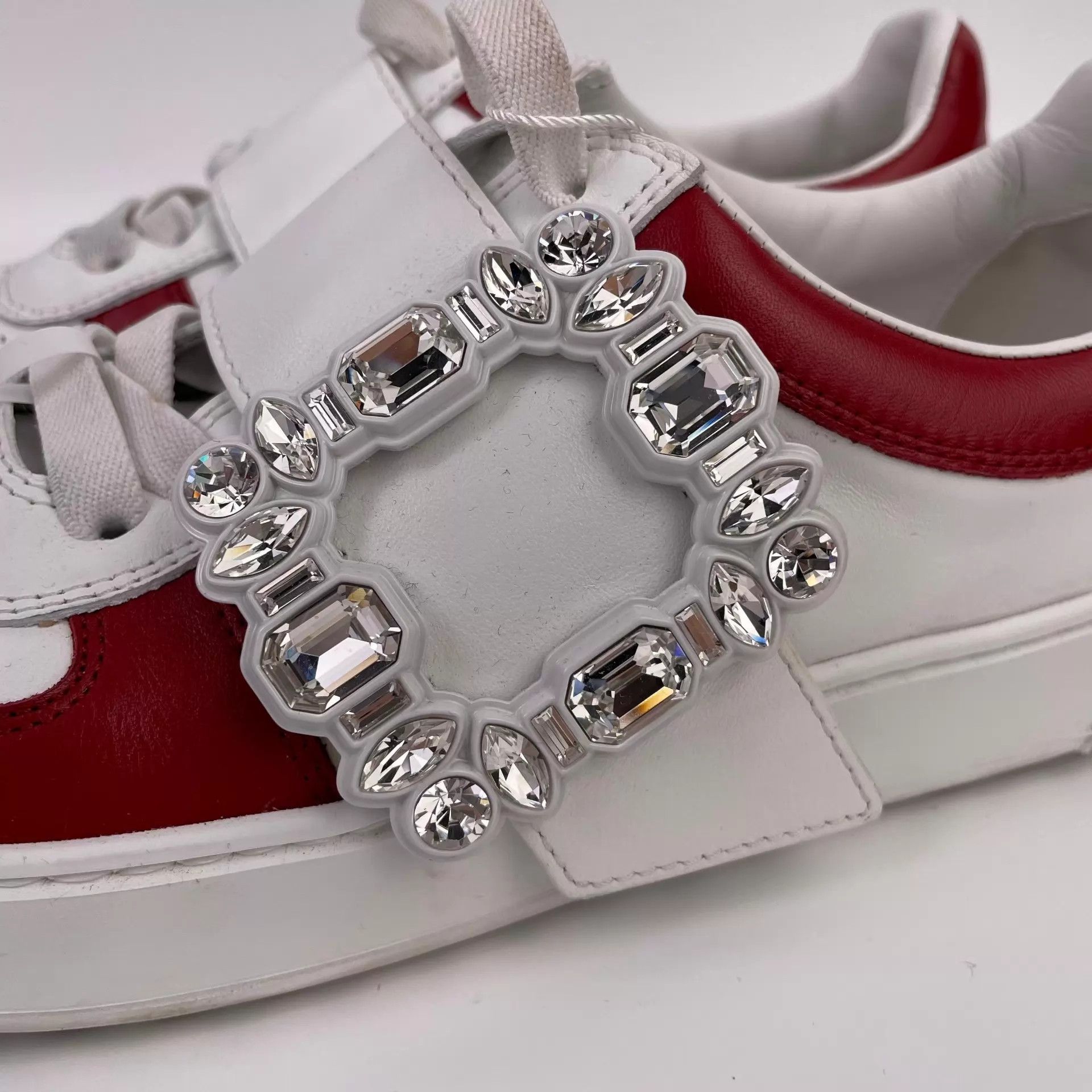 Roger Vivier RV Crystal Buckle Low-Top Sneakers White Red 39.5 Size US 9 / IT 39 - 5 Thumbnail