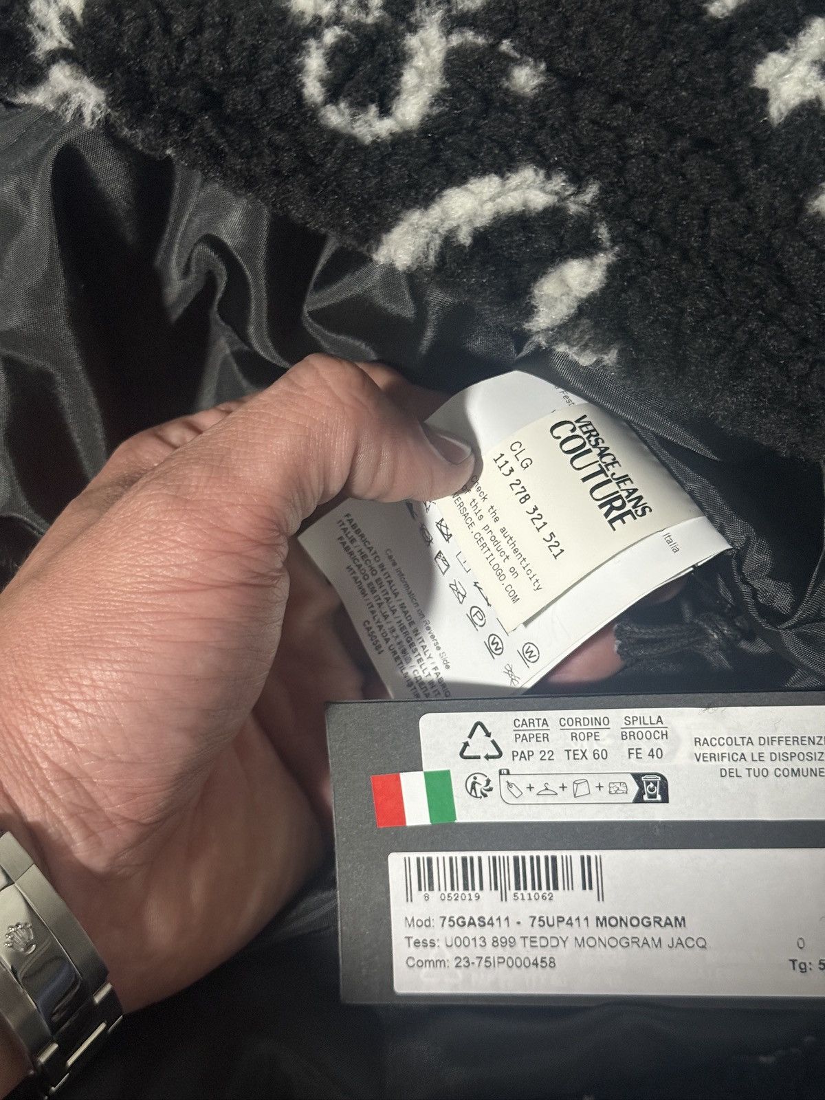 Versace Jeans Couture 399 Size US XL / EU 56 / 4 - 3 Thumbnail