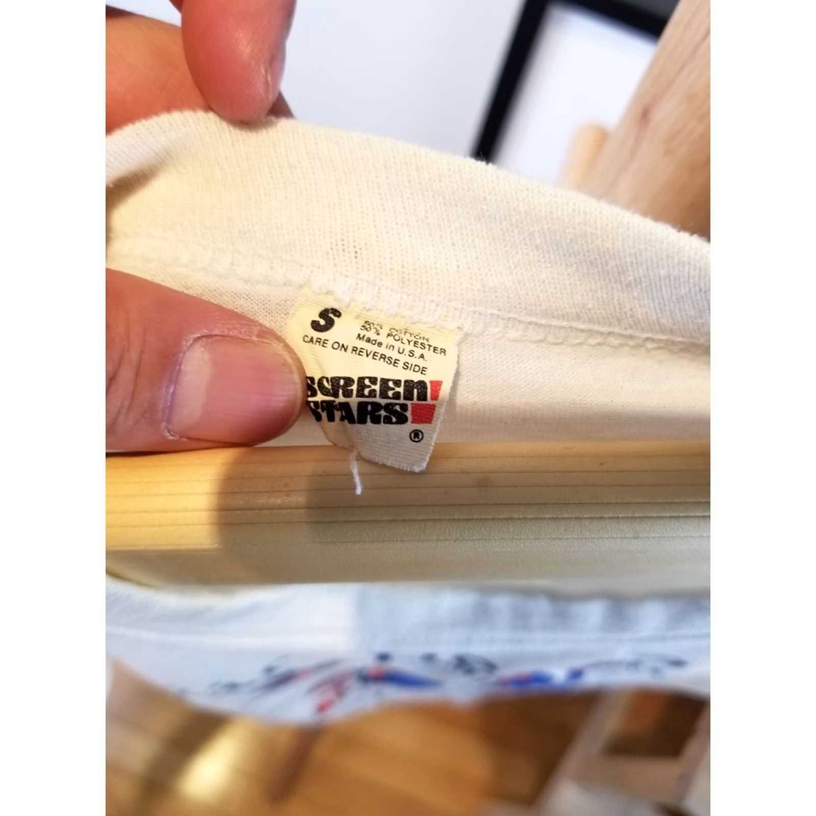 Vintage VINTAGE 80' NORDIC HERITAGE FOLK DANCERS SINGLE STITCH PAPER THIN T-SHIRT SZ S Shirt Men White 80s Retro USA Size US S / EU 44-46 / 1 - 5 Thumbnail
