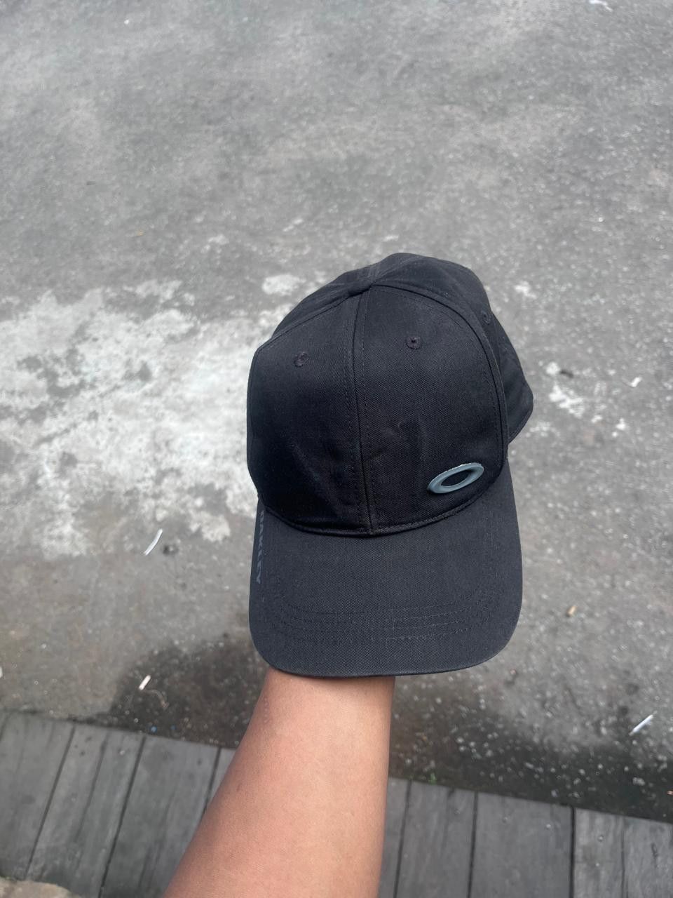 Oakley Hat Oakley Vintage Black Size ONE SIZE - 4 Thumbnail