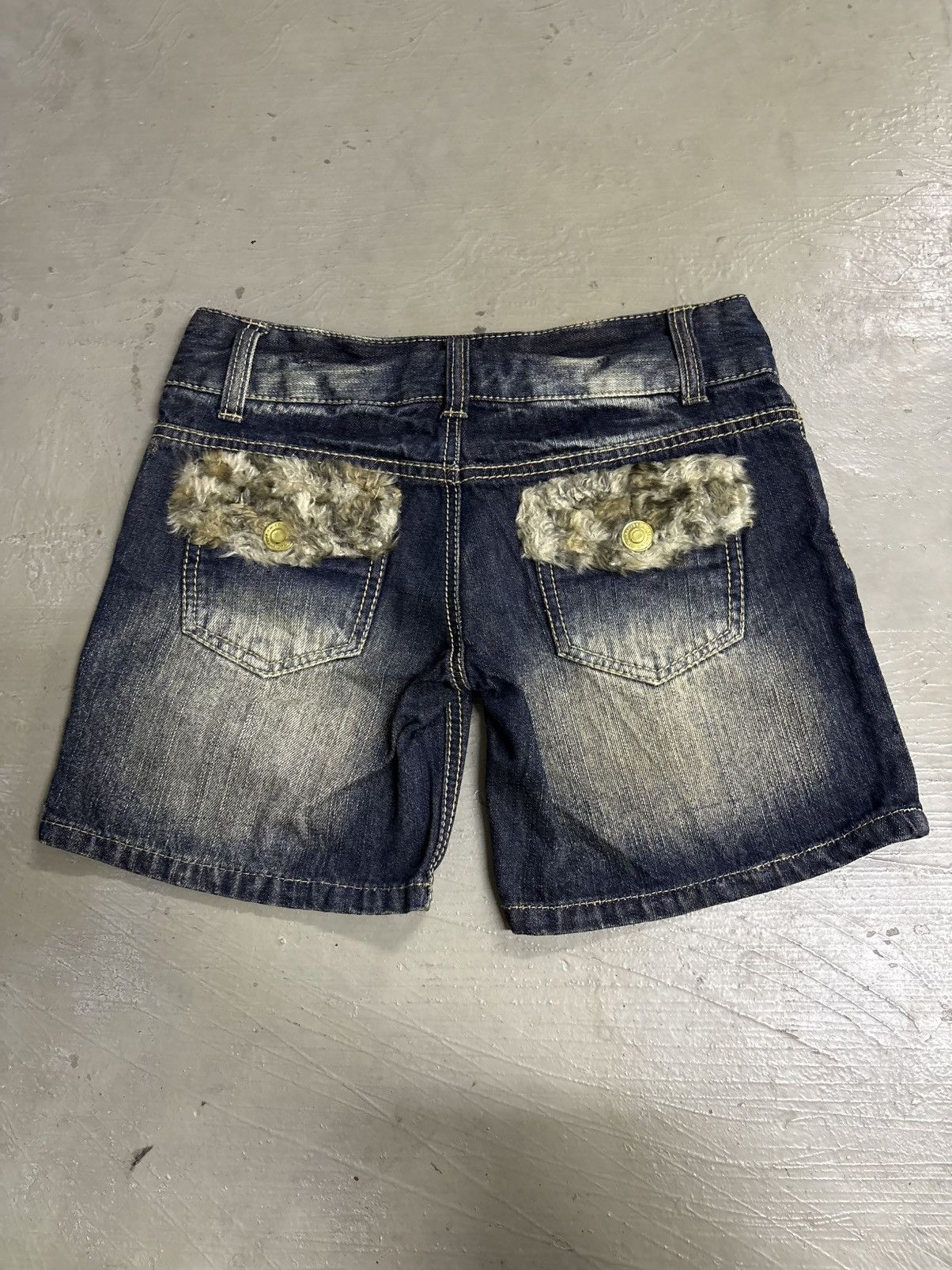 Hysteric Glamour Y2K Glamour Vintage Sexy Faux Fur Denim Super Mini Shorts Size 30" / US 8 / IT 44 - 1 Thumbnail