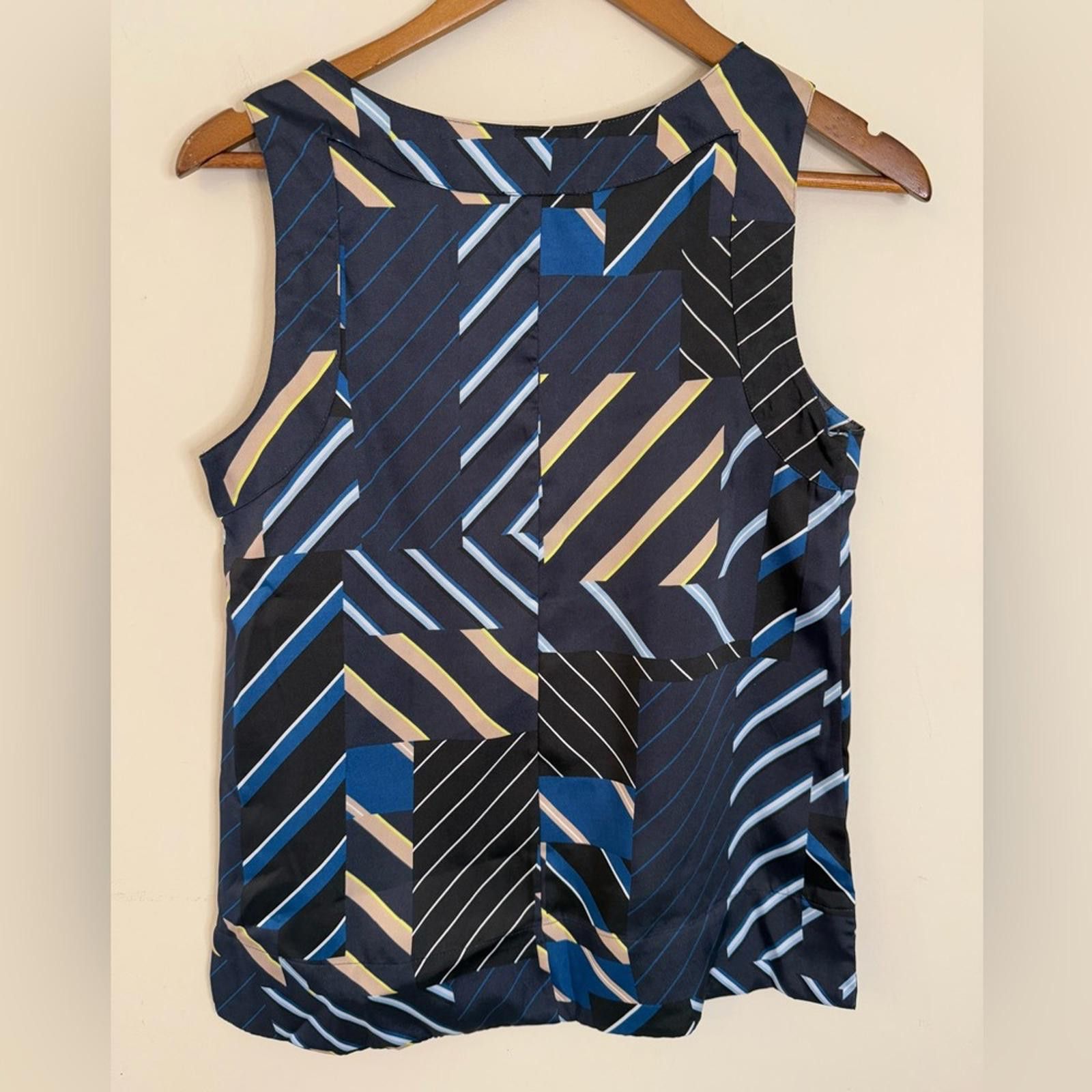 DKNY DKNY dressy tank top navy blue tan striped patchwork SZ XS Size XS / US 0-2 / IT 36-38 - 2 Thumbnail