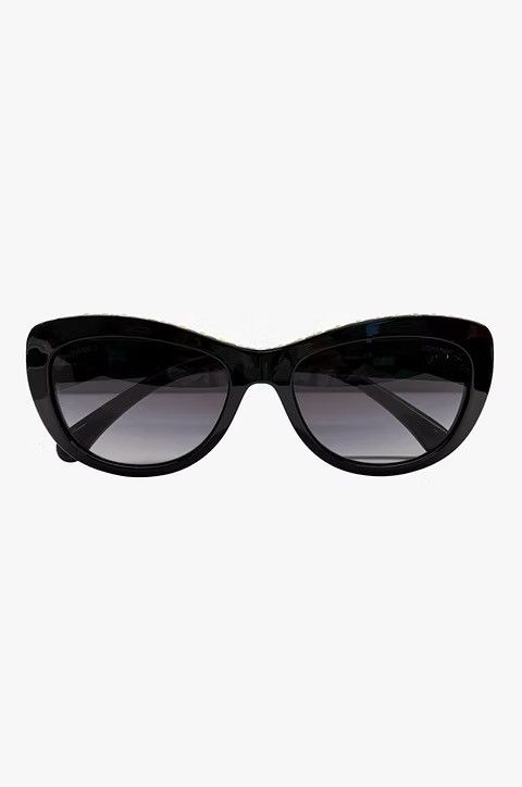 Chanel Chanel Pearl Sunglasses Size ONE SIZE - 1 Thumbnail