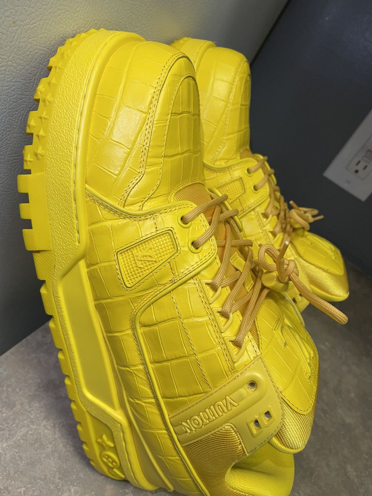 Louis Vuitton LV trainer maxi sneakers Size US 11 / EU 44 - 8 Thumbnail