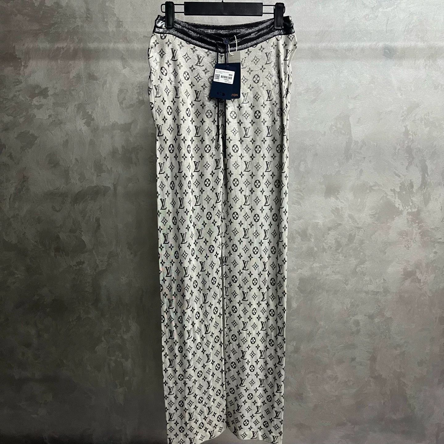 Louis Vuitton Louis Vuitton Casual Multi Pants 28 Women Size 28" / US 6 / IT 42 - 1 Thumbnail