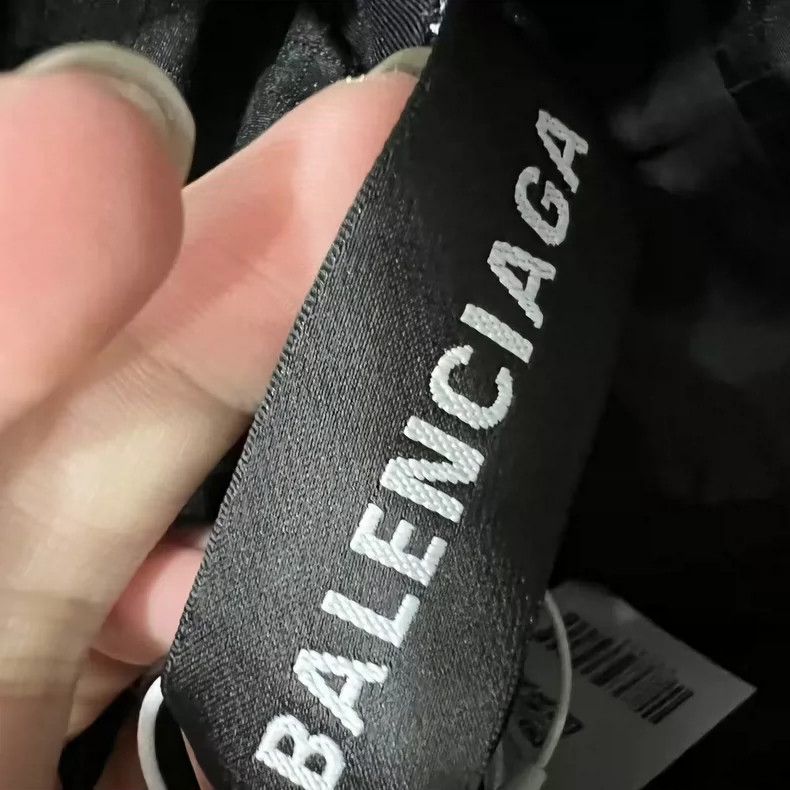 Balenciaga Balenciaga 3m Reflective Chest Embroidered Long Cotton Jac Size US S / EU 44-46 / 1 - 4 Thumbnail