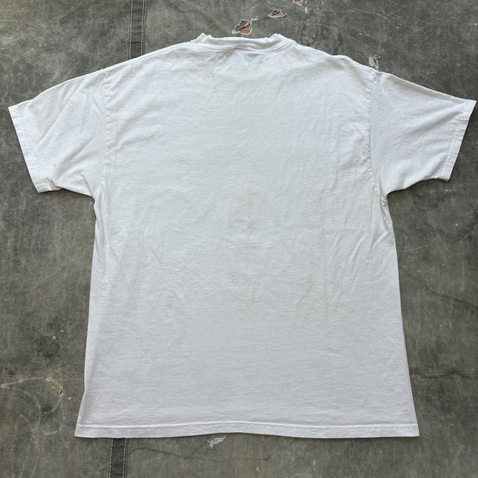 Hanes Vintage Y2K Earth Day Lion Elephant Whale Animals Shirt Size US XL / EU 56 / 4 - 5 Thumbnail