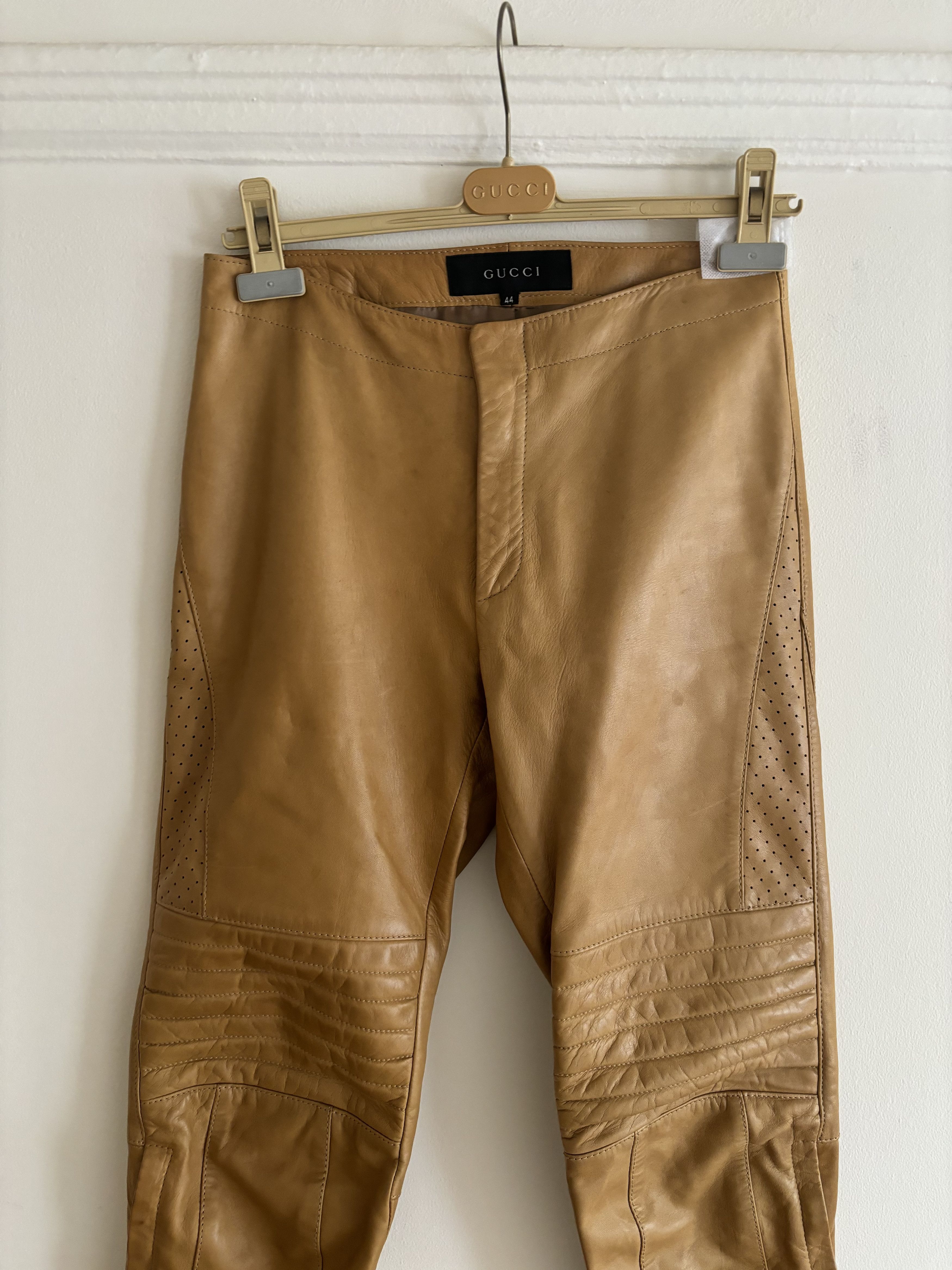 Gucci × Tom Ford Gucci by Tom Ford tan leather motorcycle pants, fw 2000 Size 30" / US 8 / IT 44 - 6 Thumbnail