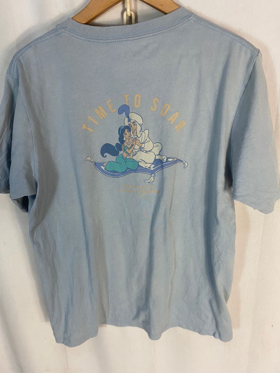Cartoon Network × Disney × Uniqlo Aladdin Disney x Uniqlo tshirt Size US M / EU 48-50 / 2 - 10 Thumbnail