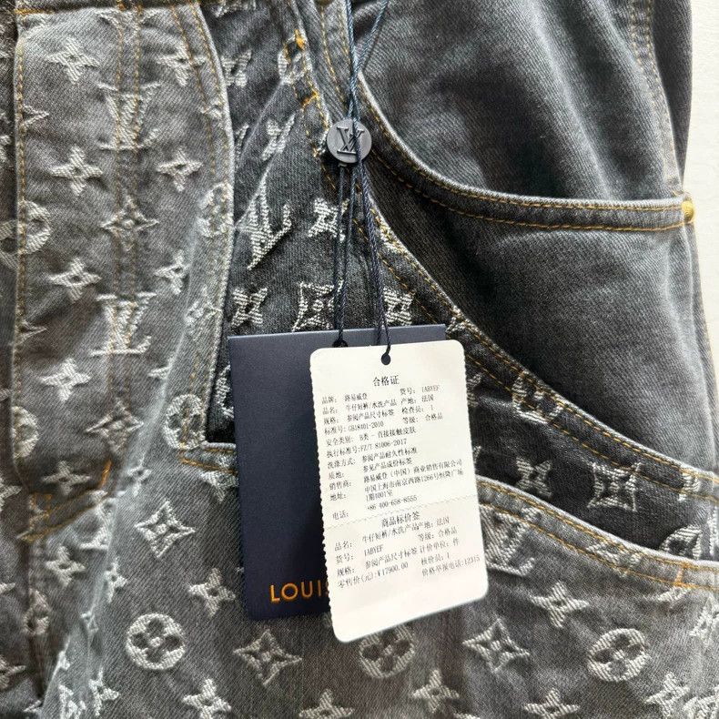 Louis Vuitton Louis Vuitton 23 New Logo Letter Print Irregular Cut Decon Size US 36 / EU 52 - 3 Thumbnail