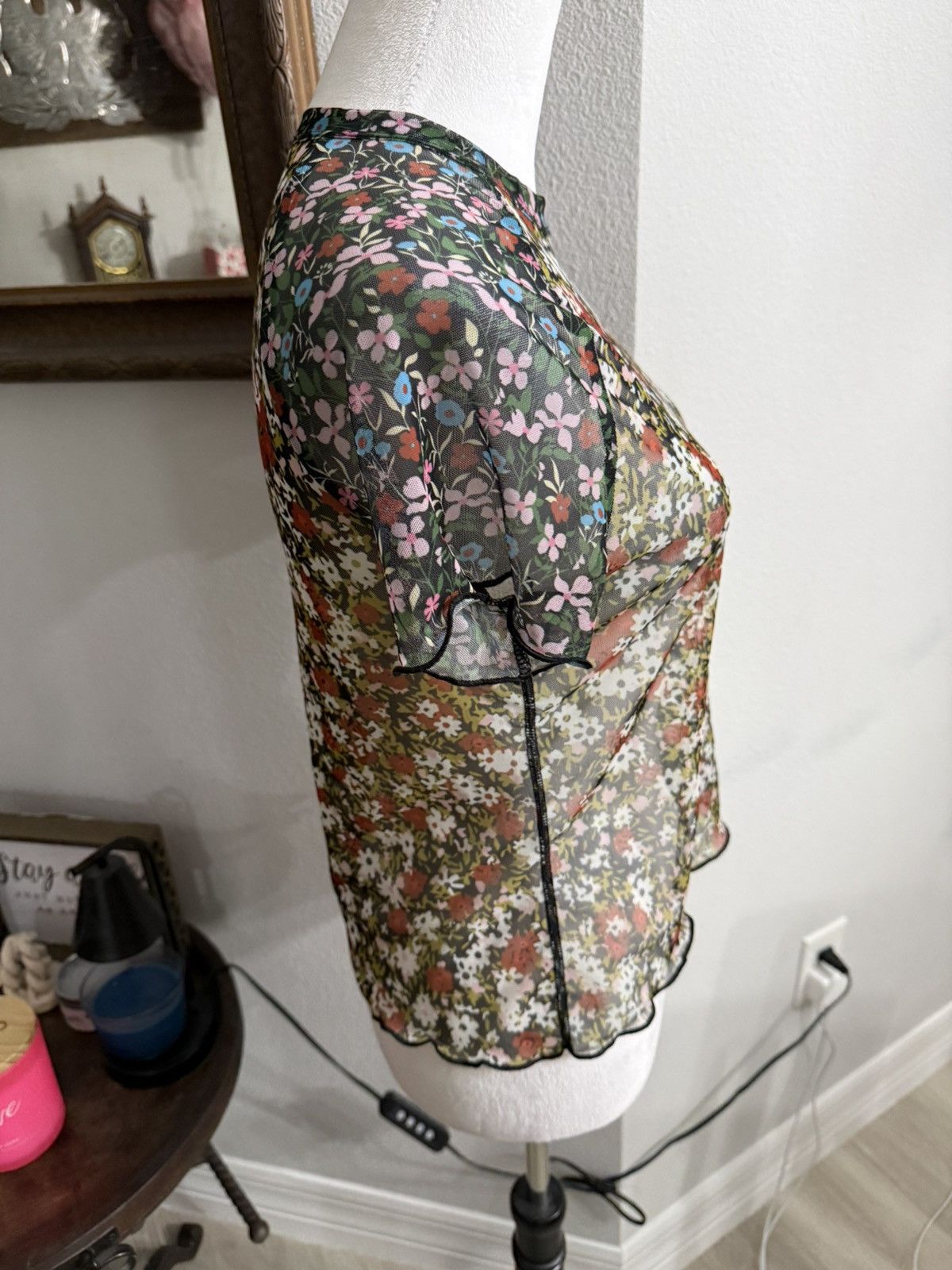 Nike Nike sheer floral crop top Size M / US 6-8 / IT 42-44 - 4 Thumbnail