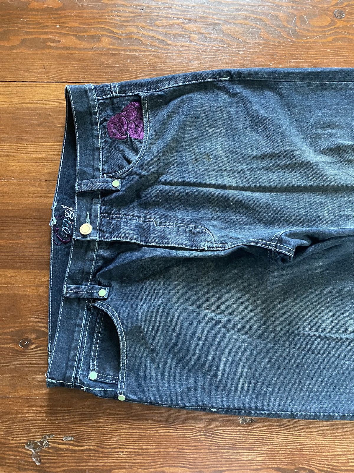 Coogi Vintage Y2K’s Coogi Parrot Embroidered Wide Leg Jeans 39x34 Size US 39 - 15 Thumbnail