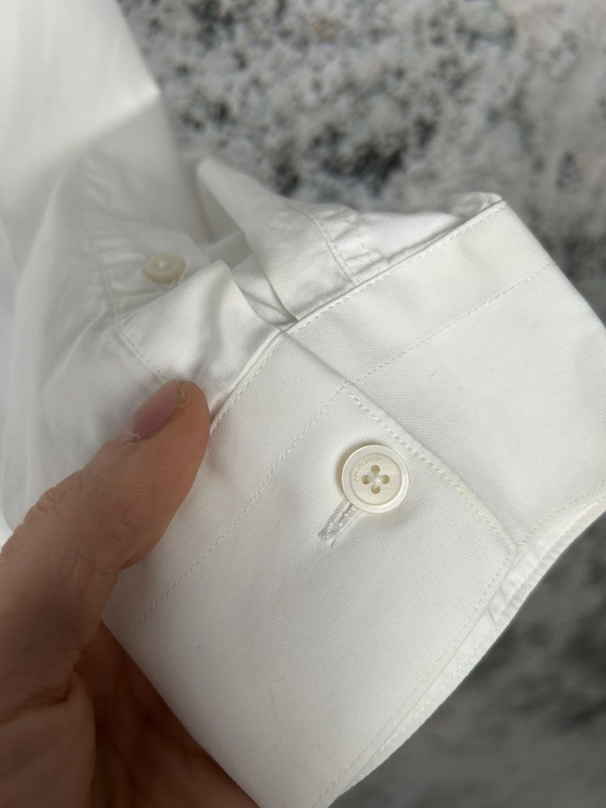 Designer × Givenchy Givenchy White Shirt Black Collar Designer Luxury Vintage Size US L / EU 52-54 / 3 - 5 Thumbnail